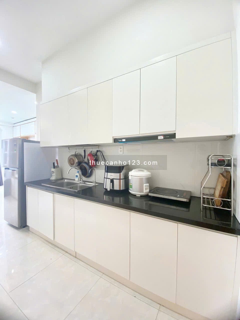 Chung cư Carillon 2, Trịnh Đình Thảo, TP: 74m2, 2p ngủ, NTCB, 10tr/th