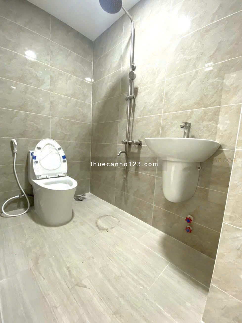 Chung cư Screc, Trường Sa, P13, Q3: 73m2, 2p ngủ, full NT, 13triệu