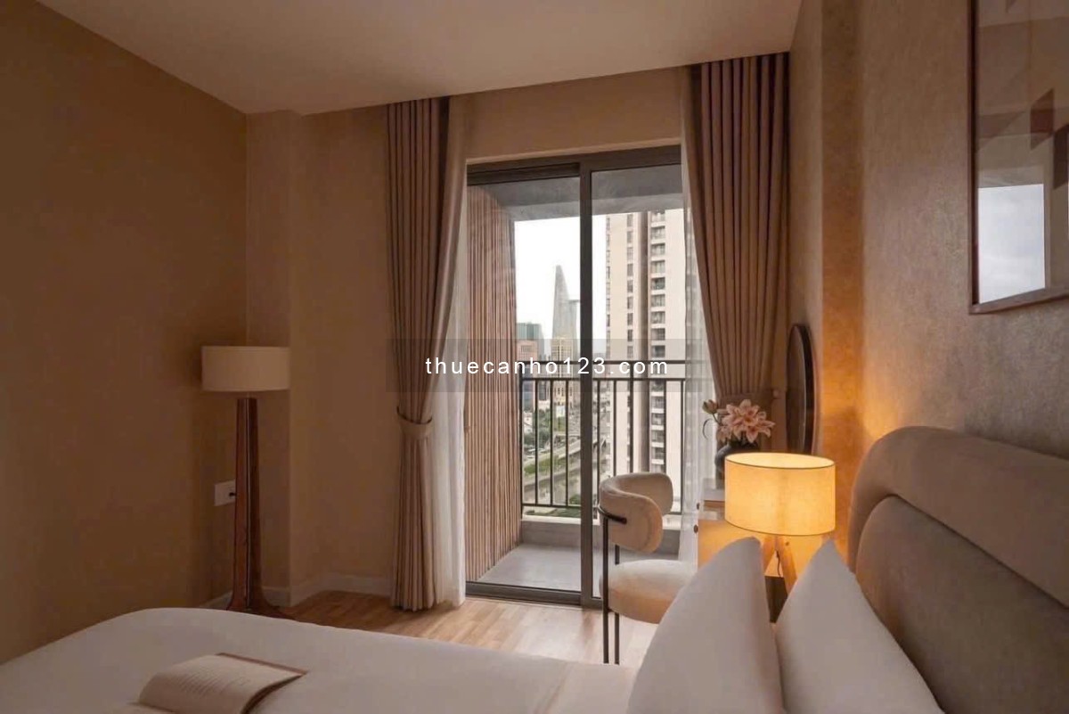Thuê River Gate 2PN view sông Sg tại Bến Vân Đồn Q4 gần Bitexco Nguyễn Huệ Q1 Q3 hầm Thủ Thiêm