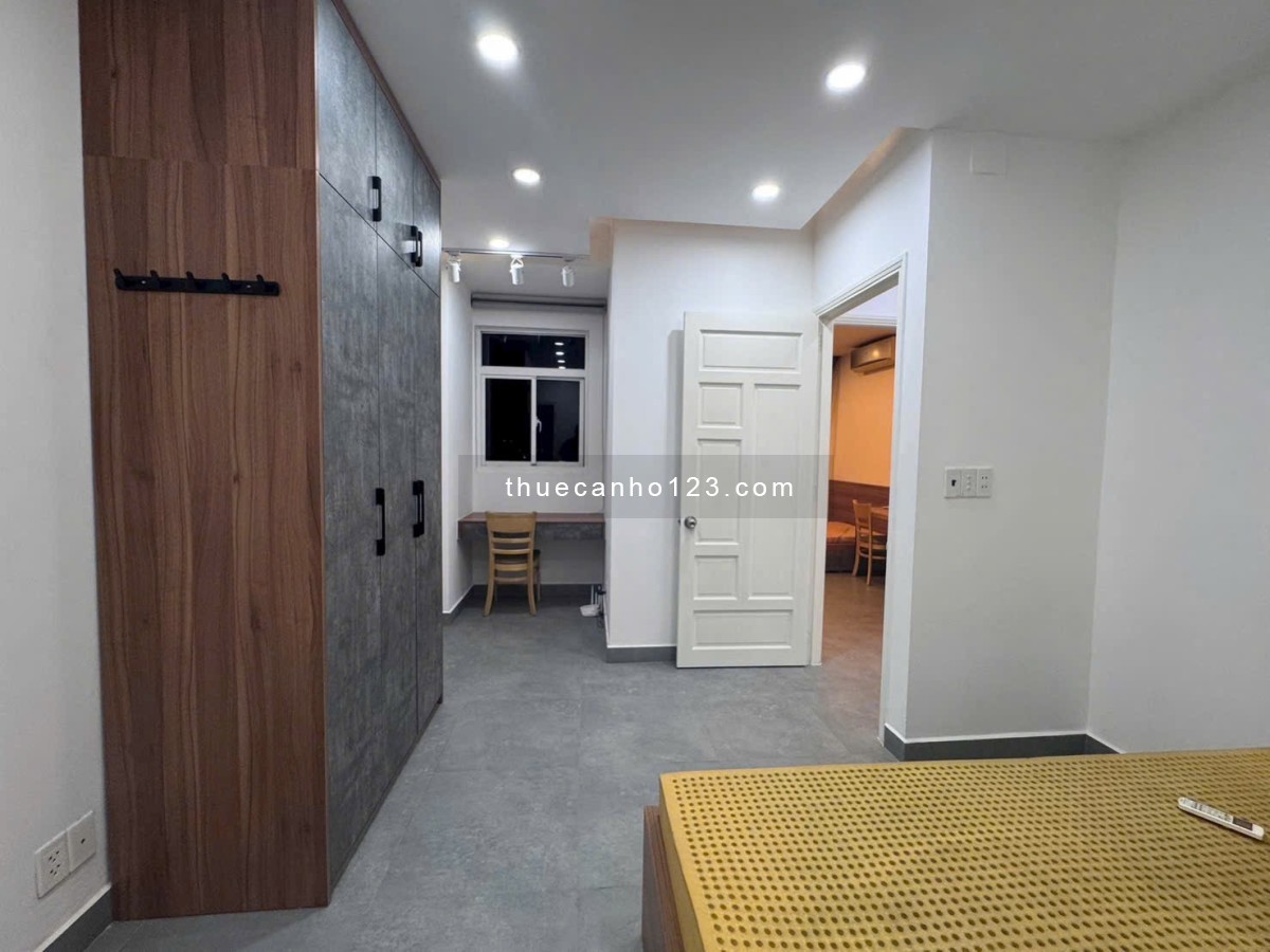 Căn hộ H2 mặt tiền Hoàng Diệu, Q.4 - 76m² full nội thất giá thuê chỉ 1️⃣5️⃣tr/th.