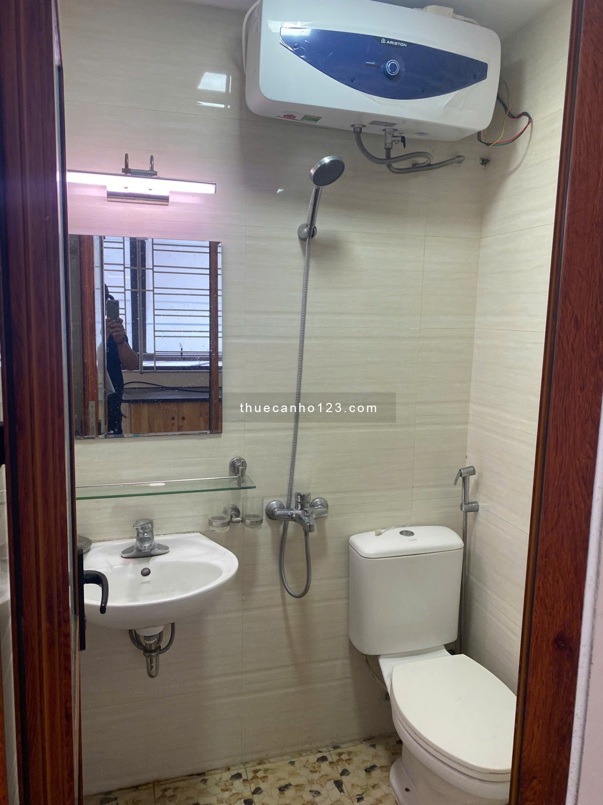 Chính chủ cho thuê phòng hoặc cả tầng phù hợp làm Căn hộ gia đình, Văn phòng.