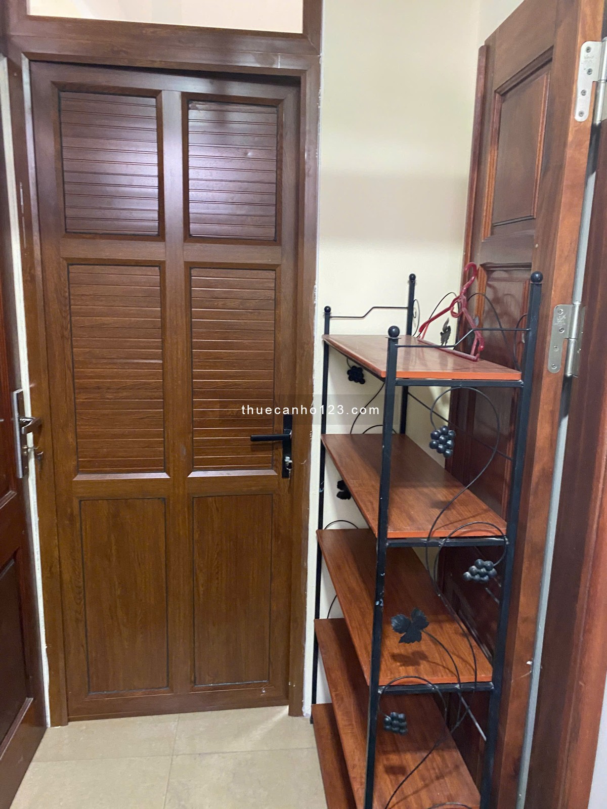 Chính chủ cho thuê phòng hoặc cả tầng phù hợp làm Căn hộ gia đình, Văn phòng.