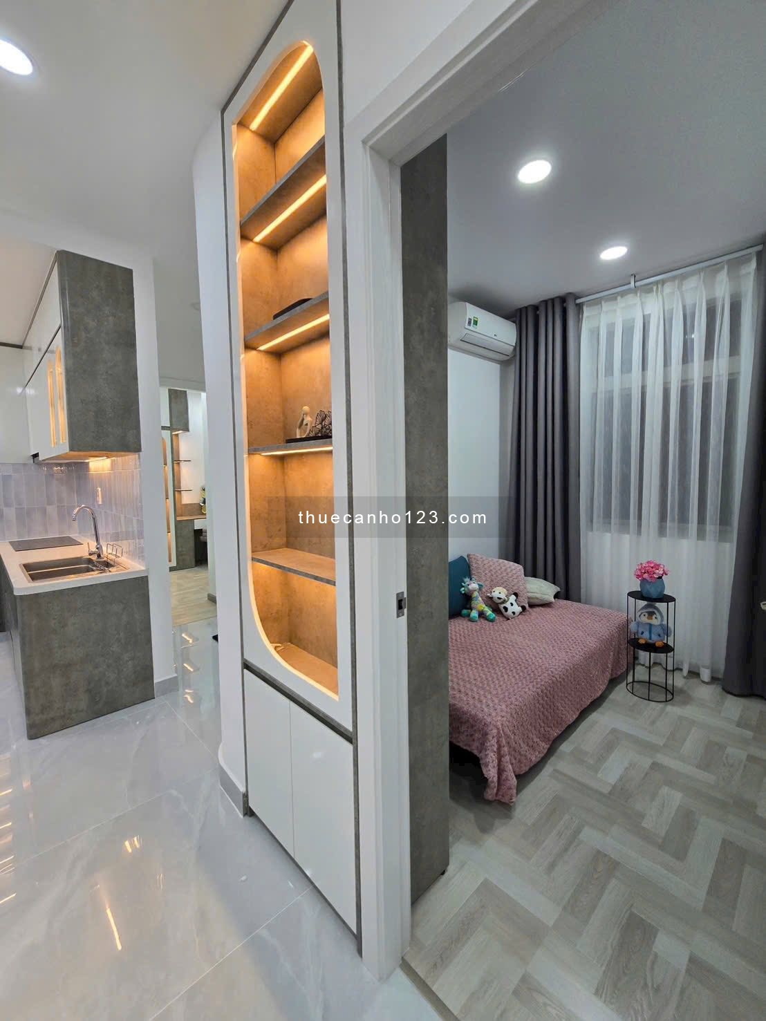 Sky Garden 3 cho thuê căn 3 phòng ngủ + 2WC chỉ 21tr, đủ đồ
