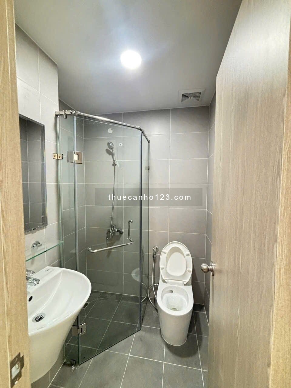 Cho thuê Bcons Polygon căn góc 2 phòng ngủ, 2WC, full NT