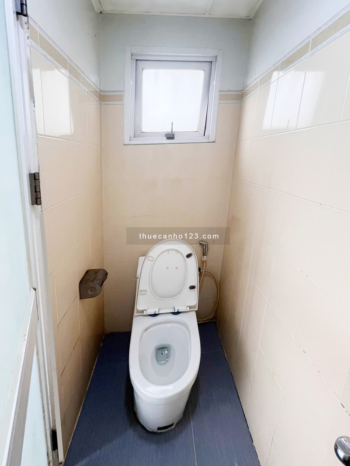 Cho thuê gấp căn hộ chung cư Bàu Cát 2 - M, DT 72m2, 2PN, 2WC NTCB 0903154701