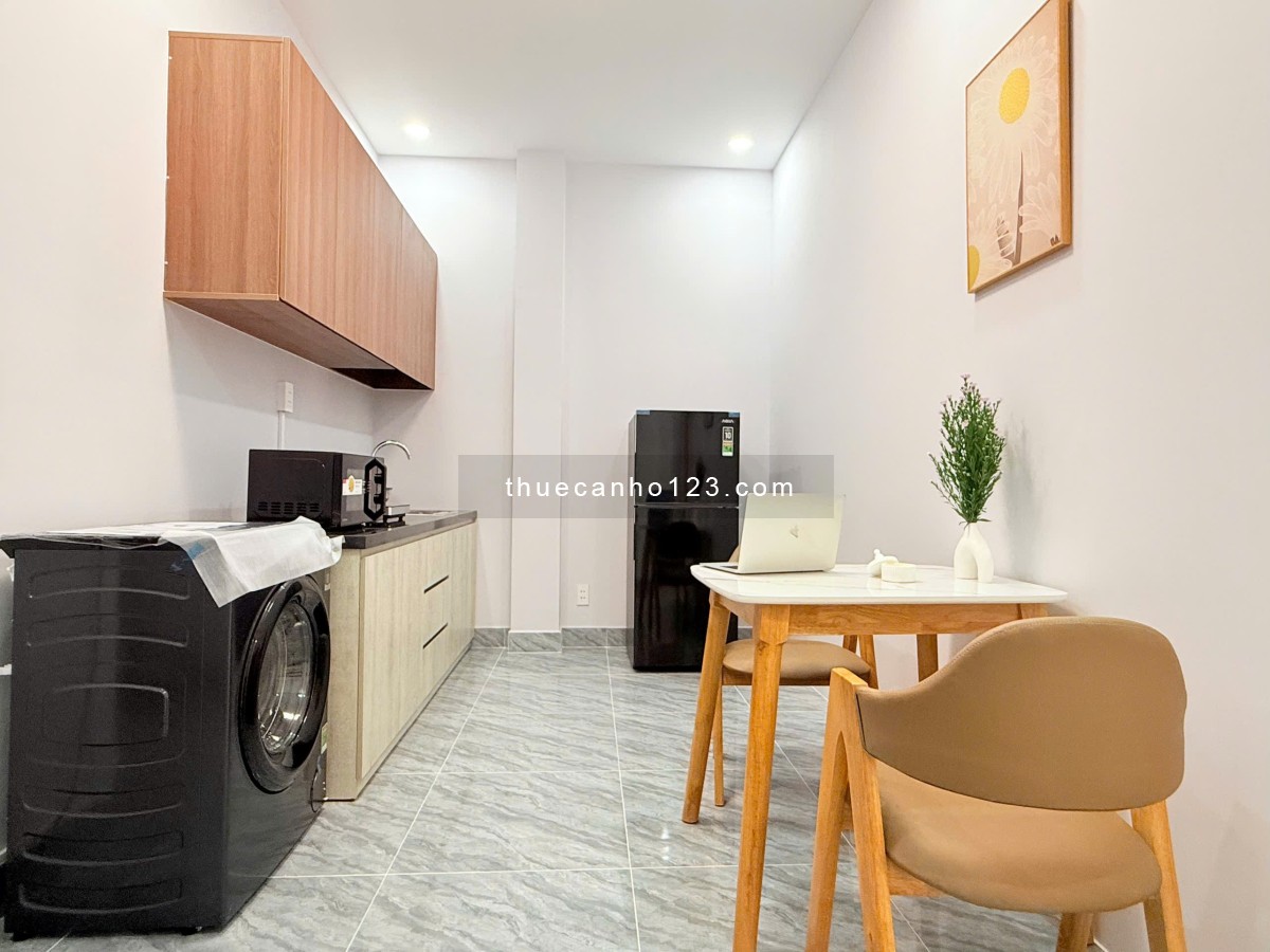 Khai trương căn studio ban công tách bếp Q4, gần Đh Nguyễn Tất Thành, Đh Luật, cầu Khánh Hội, cầu Ca