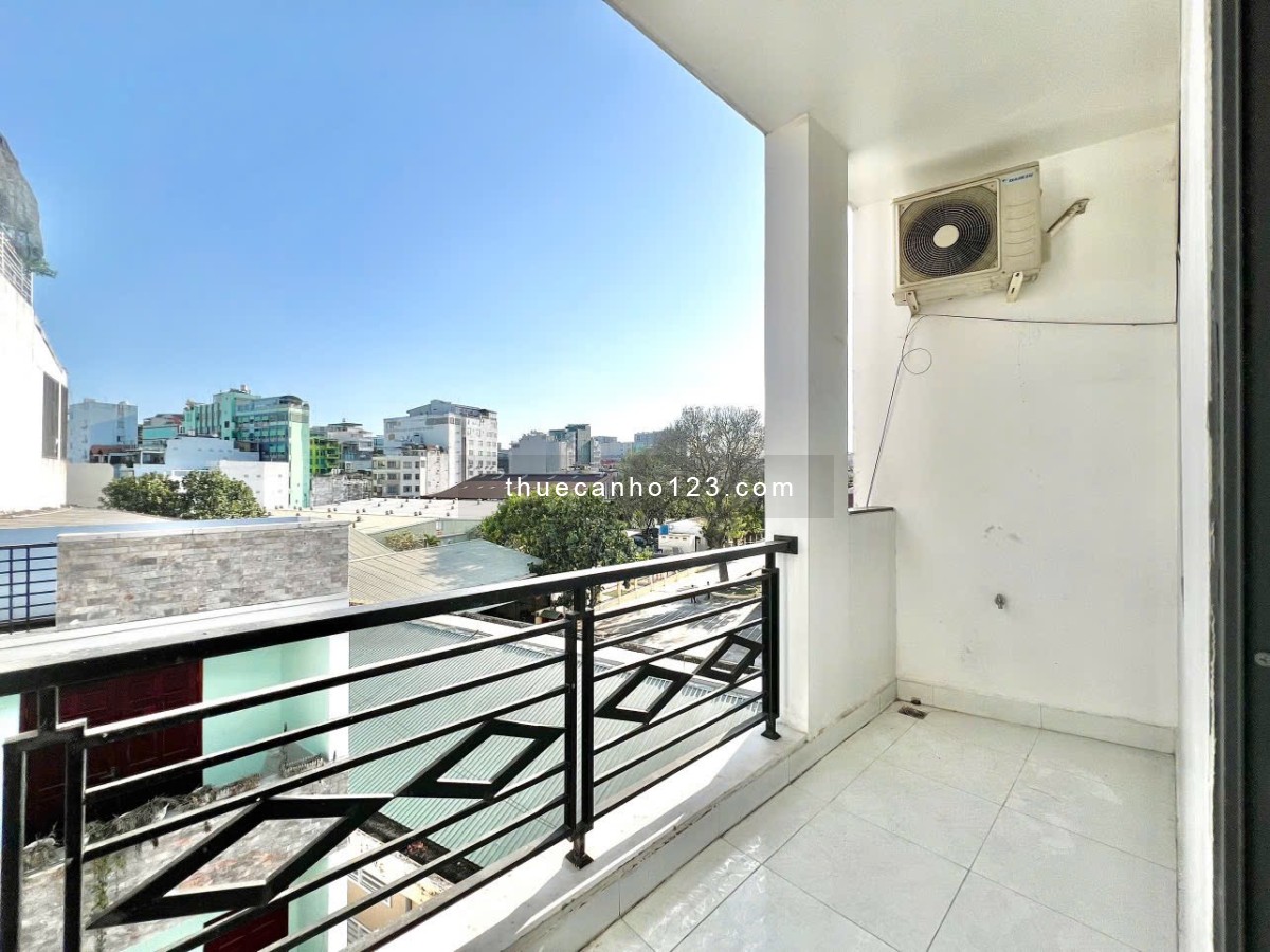 Cho thuê căn hộ gần sân bay – Bạch Đằng, Tân Bình, cửa sổ đón nắng