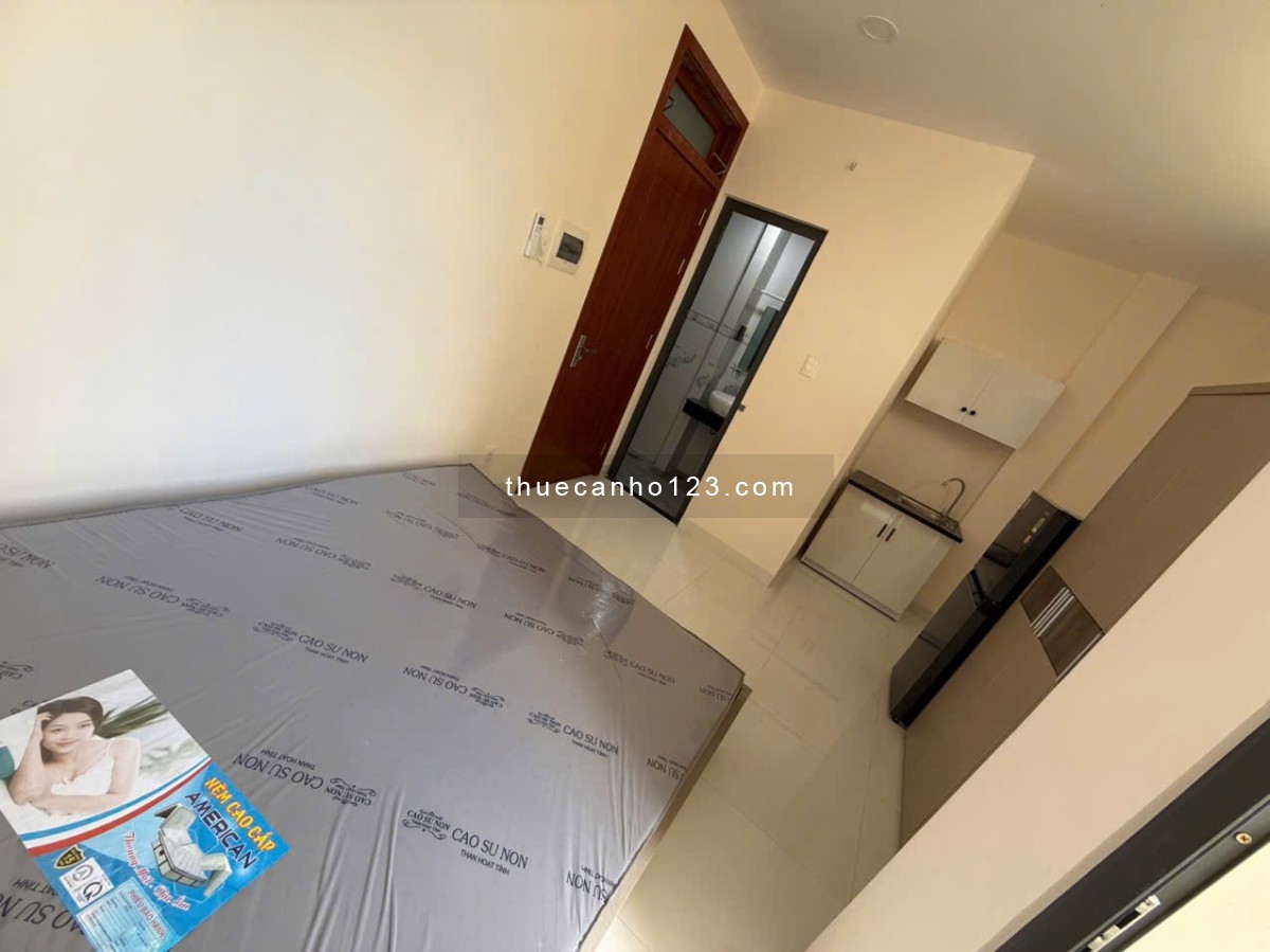 Cho thuê căn hộ Studio Ban công Q4 gần gần ĐH Luật, ĐH Nguyễn Tất Thành, cầu Kênh Tẻ