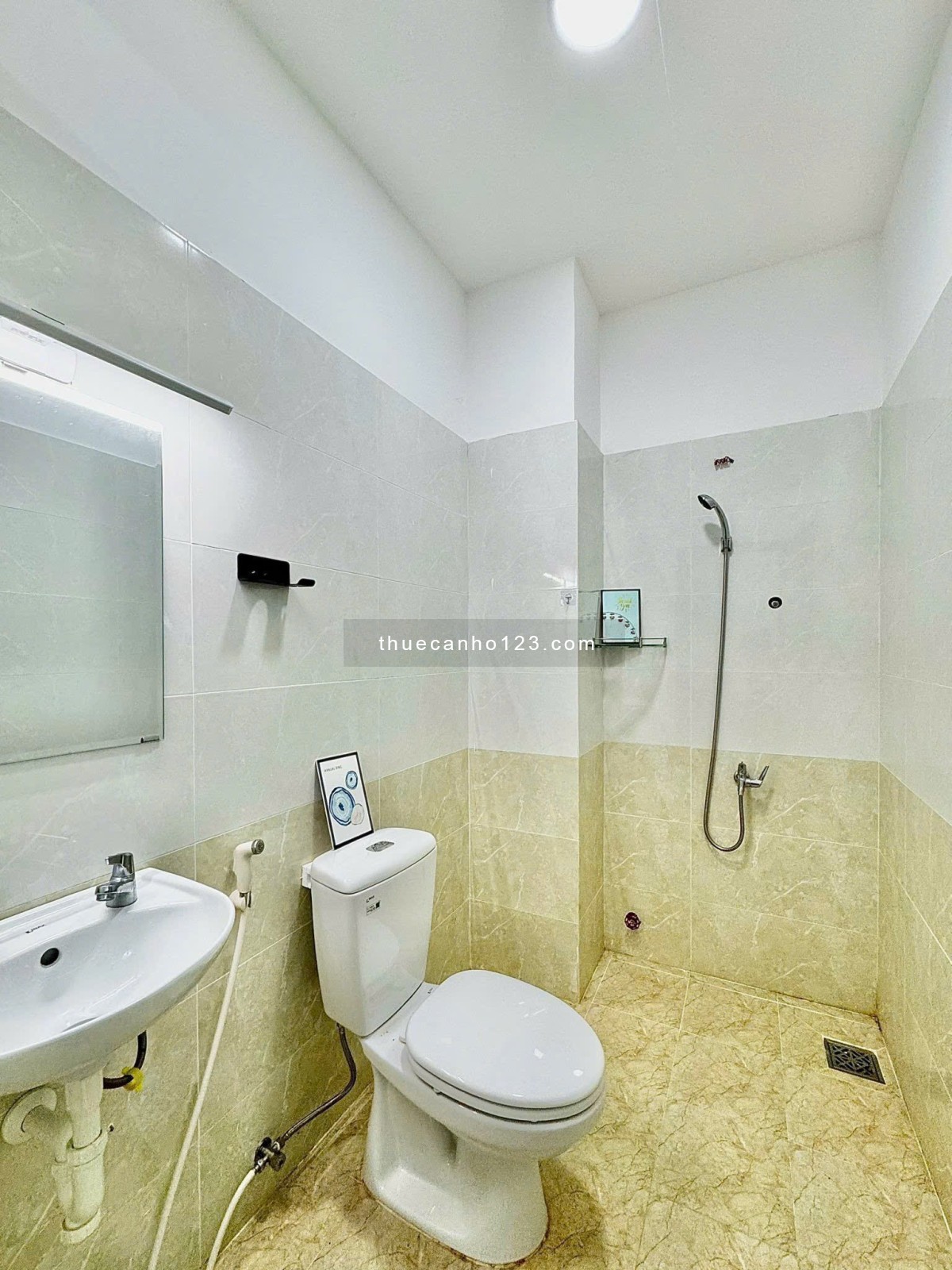 Căn hộ full nội thất – Gần sân bay, đại học & siêu thị – Tân Bình