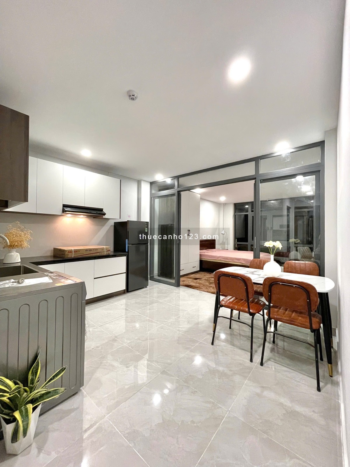 Khai trương căn hộ 1 phòng ngủ full nội thất – Ngay Bạch Đằng, P2, TB - Gần sân bay Tân Sơn Nhất