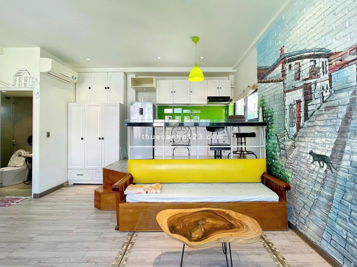 Căn hộ nhiều cửa sổ lớn thoáng mát – 40m² – ngay vòng xoay Điện Biên Phủ – Nguyễn Bỉnh Khiêm, Q1