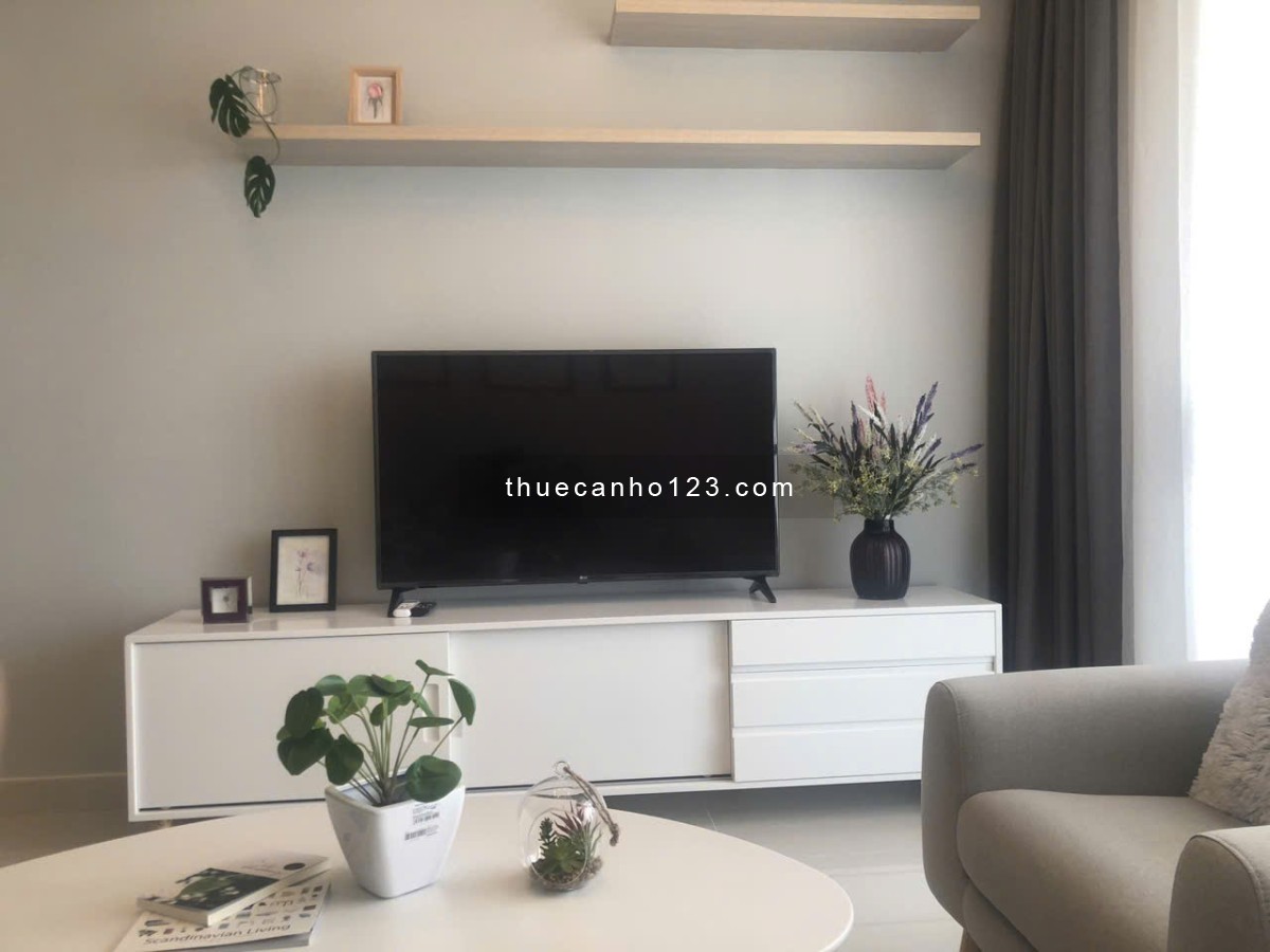 Cần Cho Thuê 2 Phòng Ngủ View Sông Sài Gòn Royal Quận 4