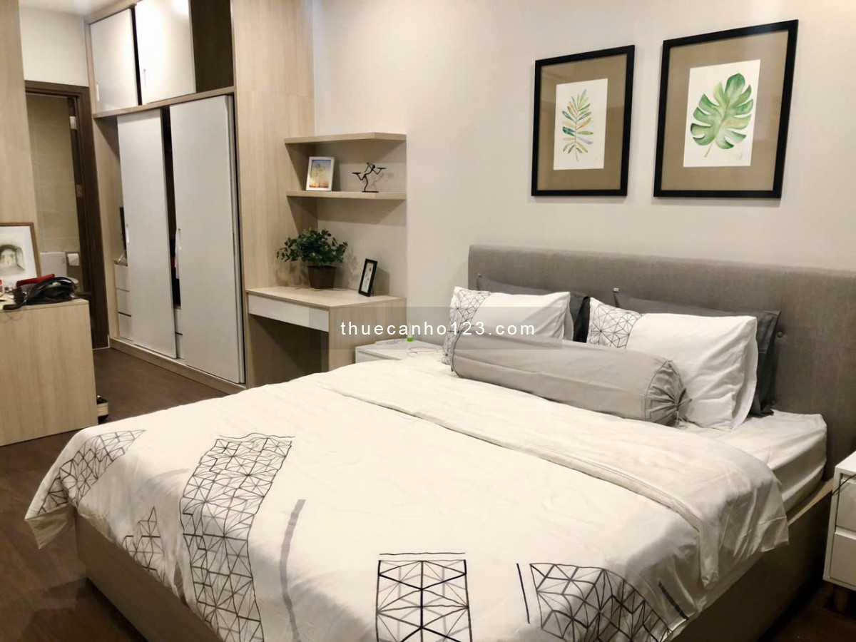 Cần Cho Thuê 2 Phòng Ngủ View Sông Sài Gòn Royal Quận 4