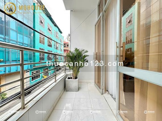 Cho thuê căn hộ tách bếp – Ban công – View full kính ngay Công Viên Hoàng Văn Thụ, Vòng Xoay Lăng Ch
