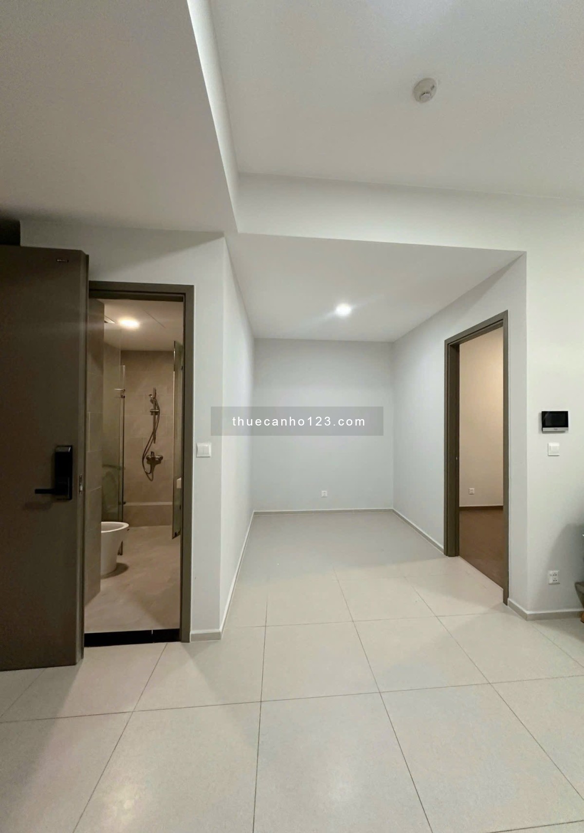 Cho thuê căn 3PN - 2WC West Gate Park Bình Chánh