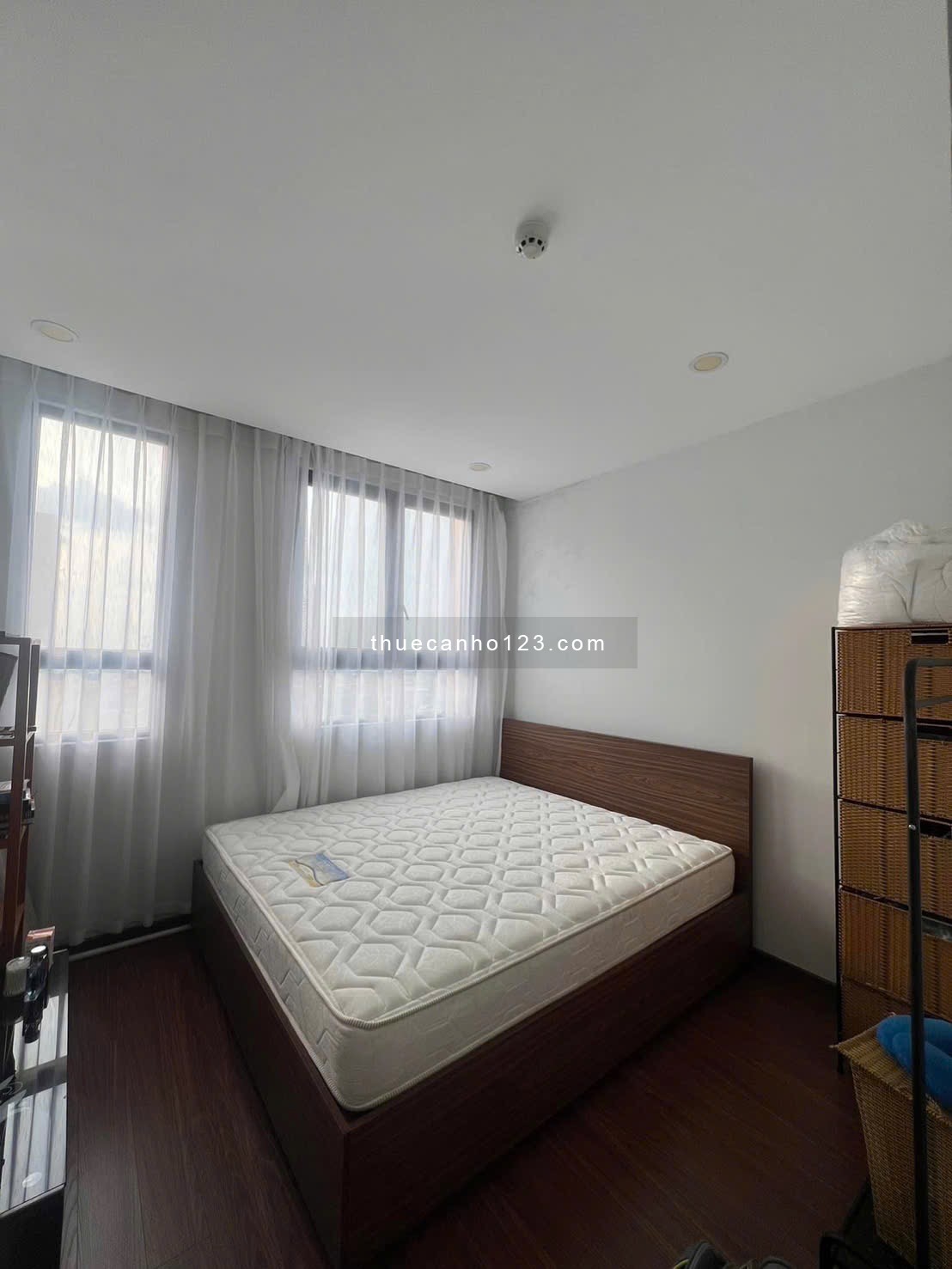 Cho thuê căn hộ cao cấp The Prince Phú nhuận với 85m2, 2PN, 2WC, Nội thất đầy đủ, Giá thuê 20 tr/th