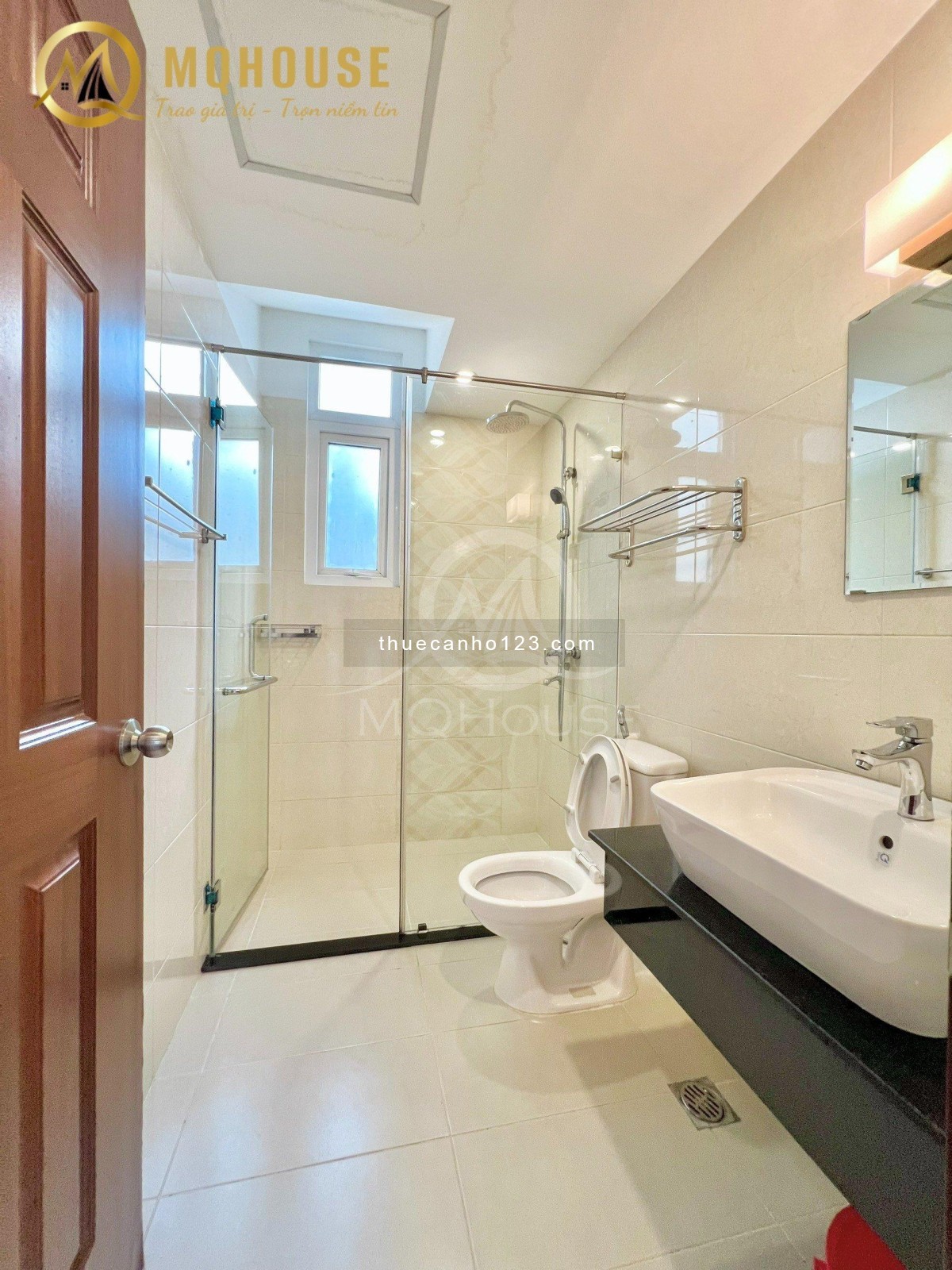 Căn hộ cao cấp gần Sân bay Tân Sơn nhất - Công viên Hoàng Văn Thụ- lăng cha cả