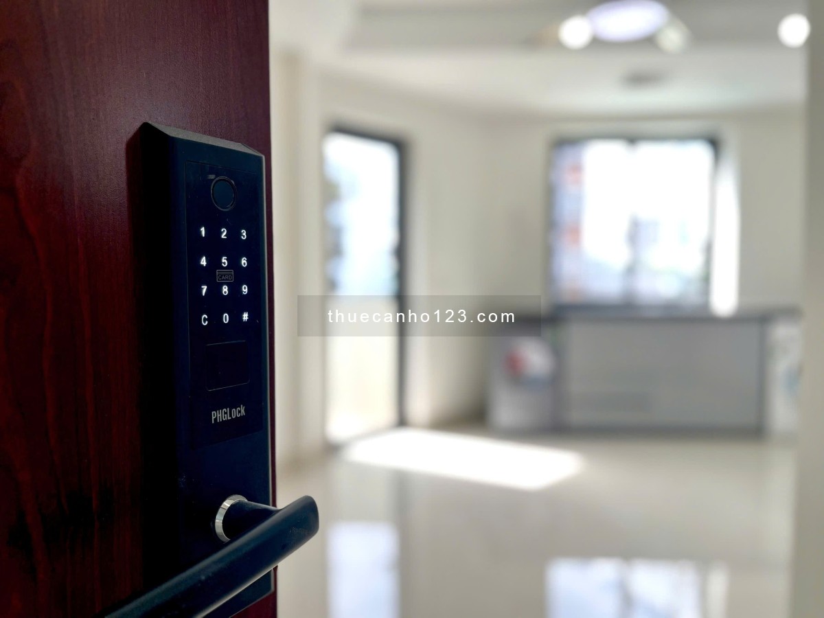 Cho Thuê Căn Hộ Dịch Vụ Full Nội Thất Cao Cấp Vị Trí Vàng Lê Quang Định và Phạm Văn Đồng