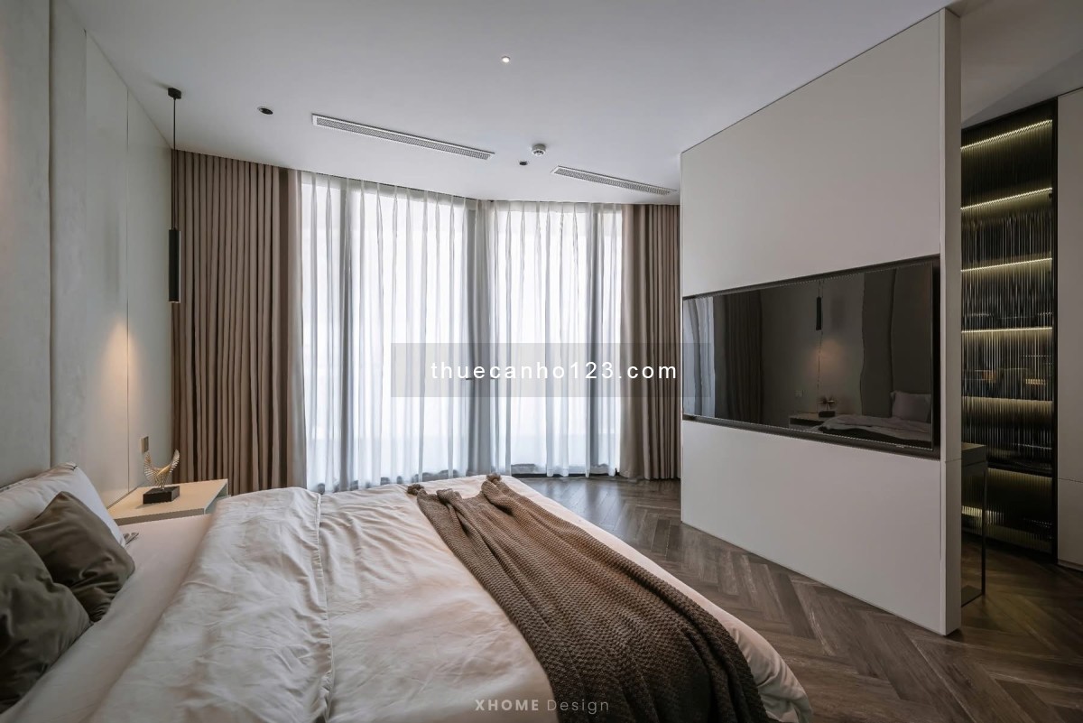 Cho thuê căn hộ đầy đủ nội thất có cửa sổ lớn ban công thoáng mát tiện nghi gần sân bay Tân Sơn Nhất