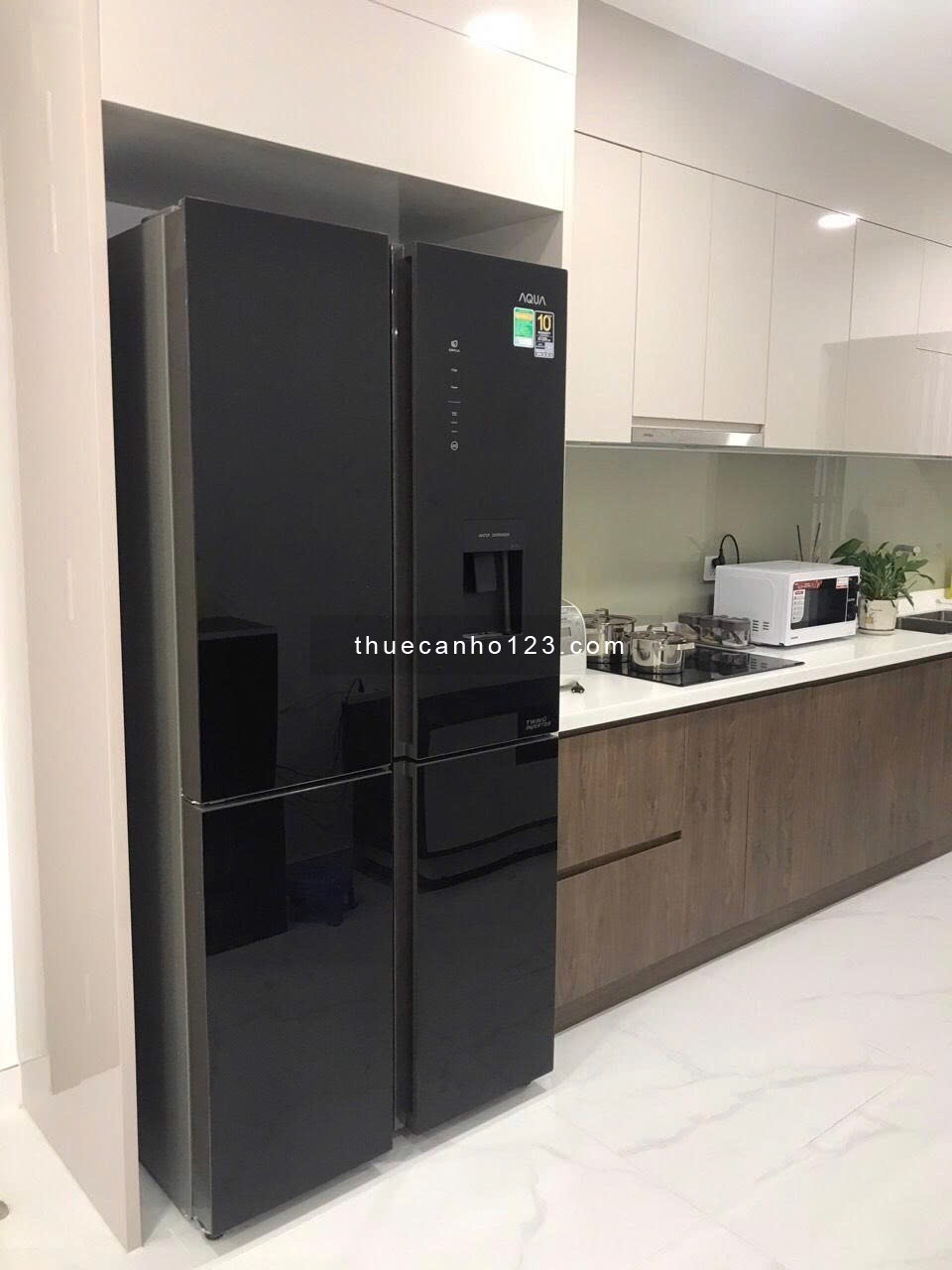 Cho thuê căn hộ Celadon city khu Diamond Brilliant với 96m2,2pn,2wc,nội thất đầy đủ, giá 19tr/th.