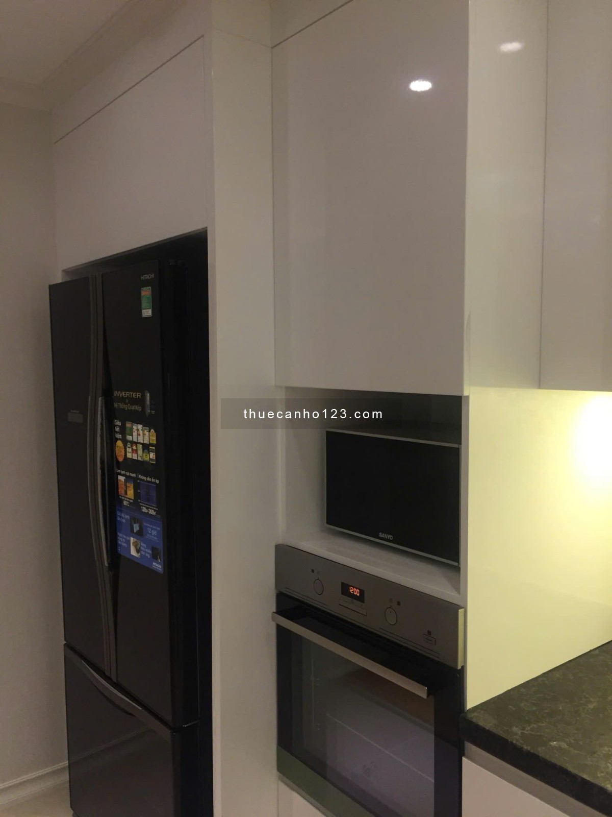 Cho thuê căn hộ 2PN, Leman, Quận 3 chỉ 2x triệu/ tháng