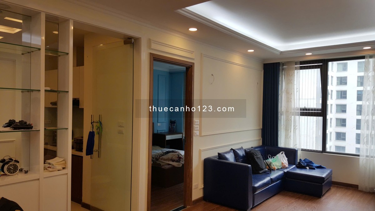Chính chủ cho thuê căn hộ 75m2, 2 phòng ngủ, Tầng cao, view nội khu, hướng Đông Nam, ưu tiên dài hạn