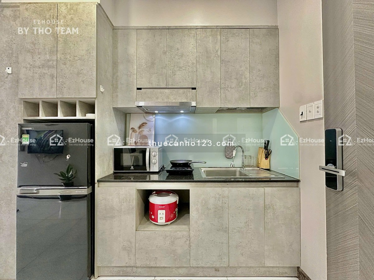 Cho Thuê Căn Hộ 1 Phòng Ngủ Full Nội Thất – Ban Công Lớn View Siêu Rộng – Gần Sân Bay Tân Sơn Nhất