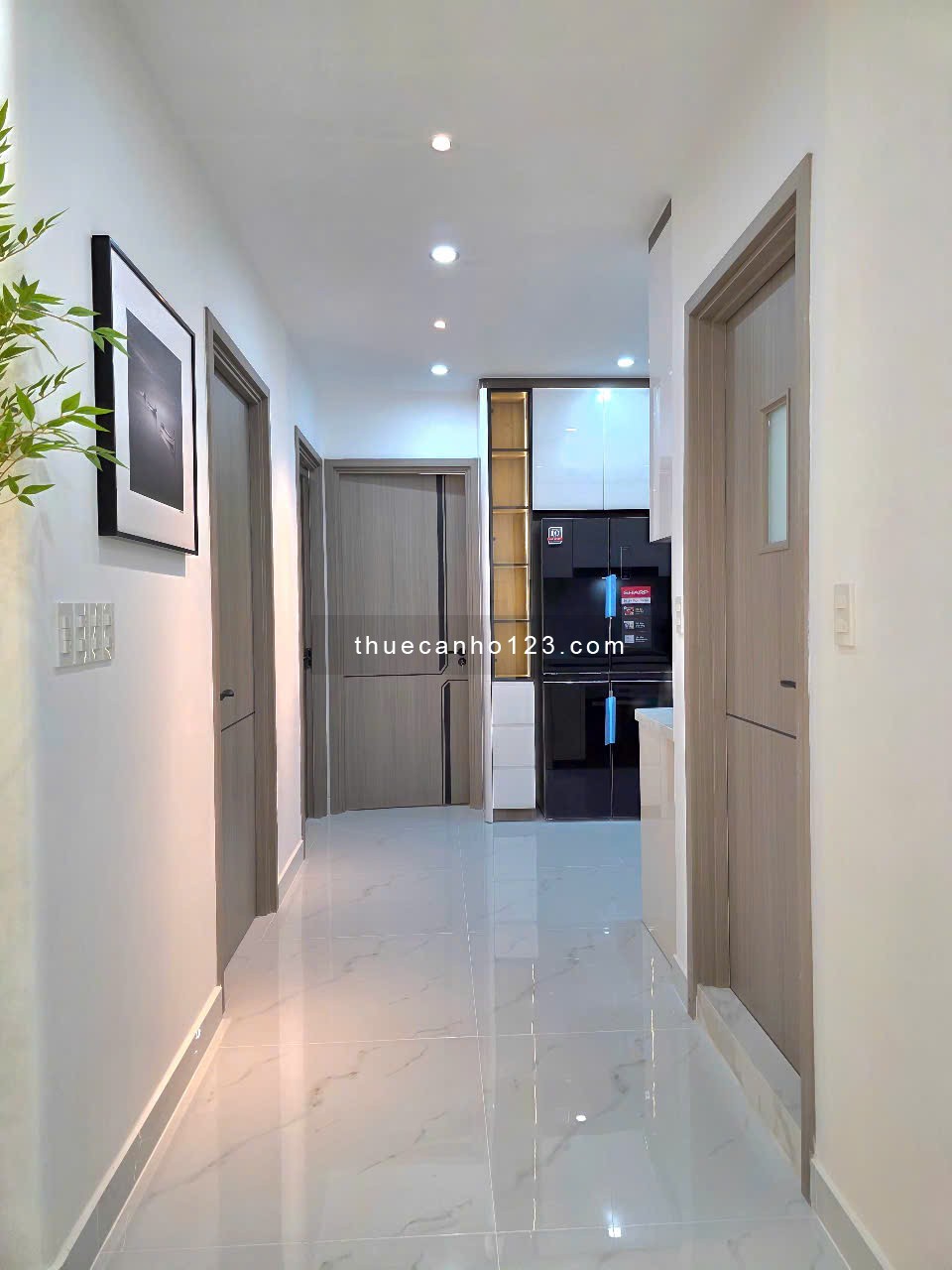 Cho thuê gấp căn hộ mới tinh vừa ra mắt 3PN 72M2 giá rẻ chỉ 1X