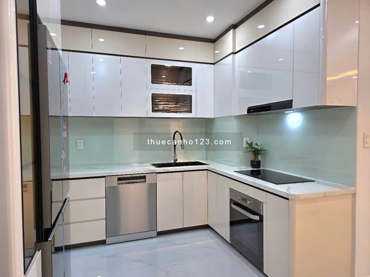 Cho thuê gấp căn hộ mới tinh vừa ra mắt 3PN 72M2 giá rẻ chỉ 1X