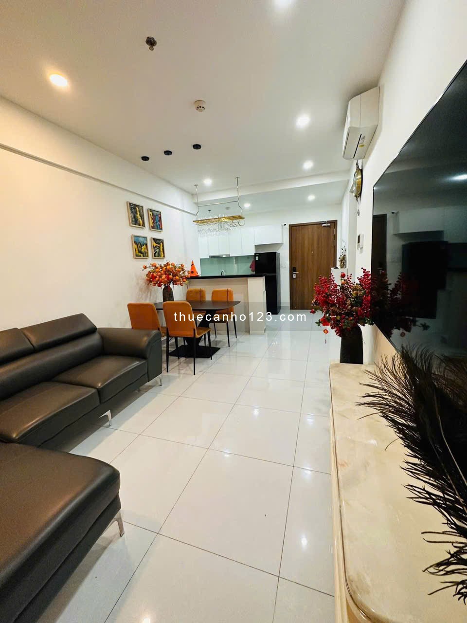 Chung cư Topaz, Trịnh Đình Thảo, TP: 2p ngủ, NTCB, 2wc, 10tr/tháng