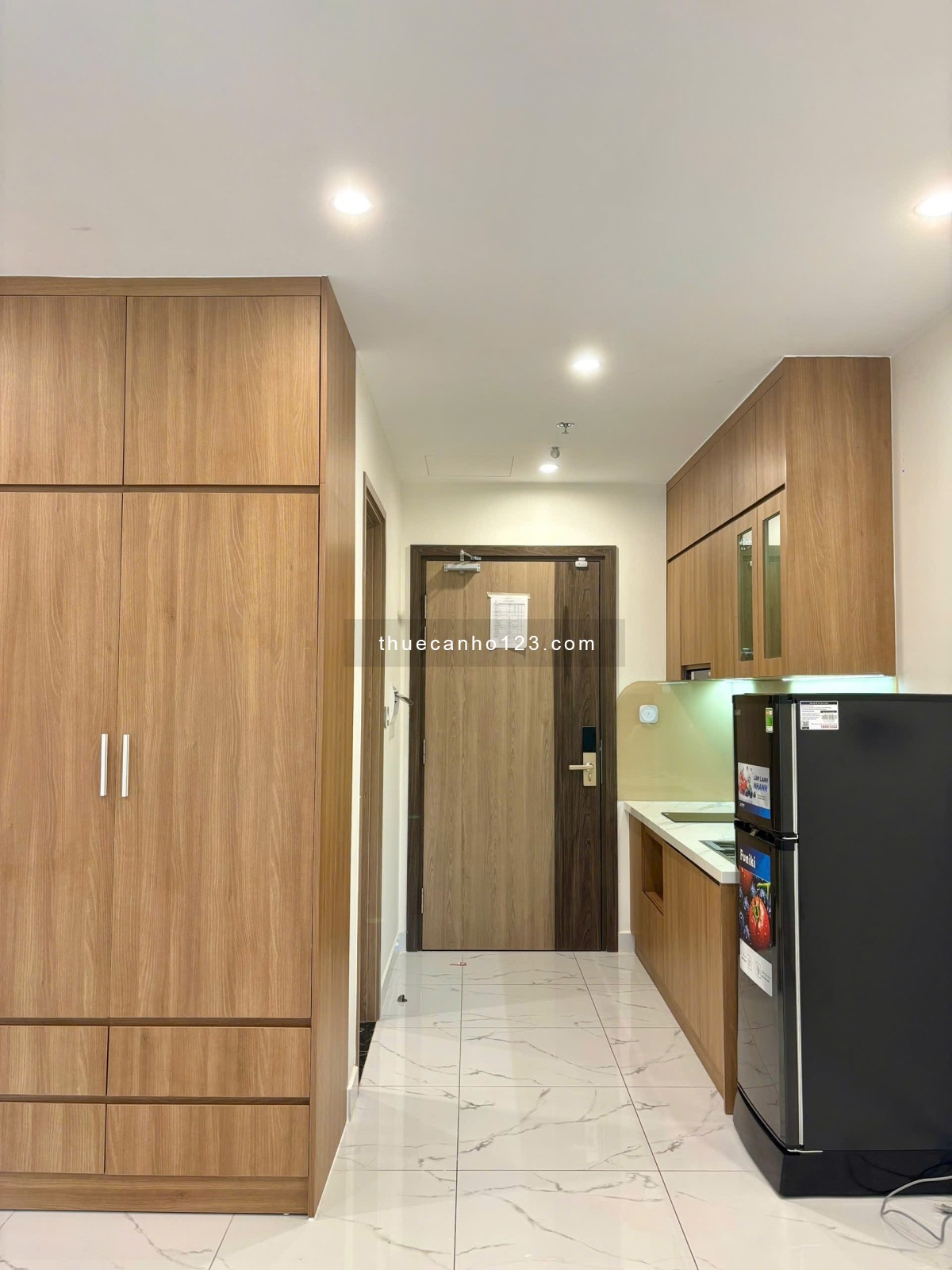 CHO THUÊ căn hộ Studio Vinhomes Grand Park Q9 – Full nội thất mới gần Vincom – Giá thuê 6,5 triệu