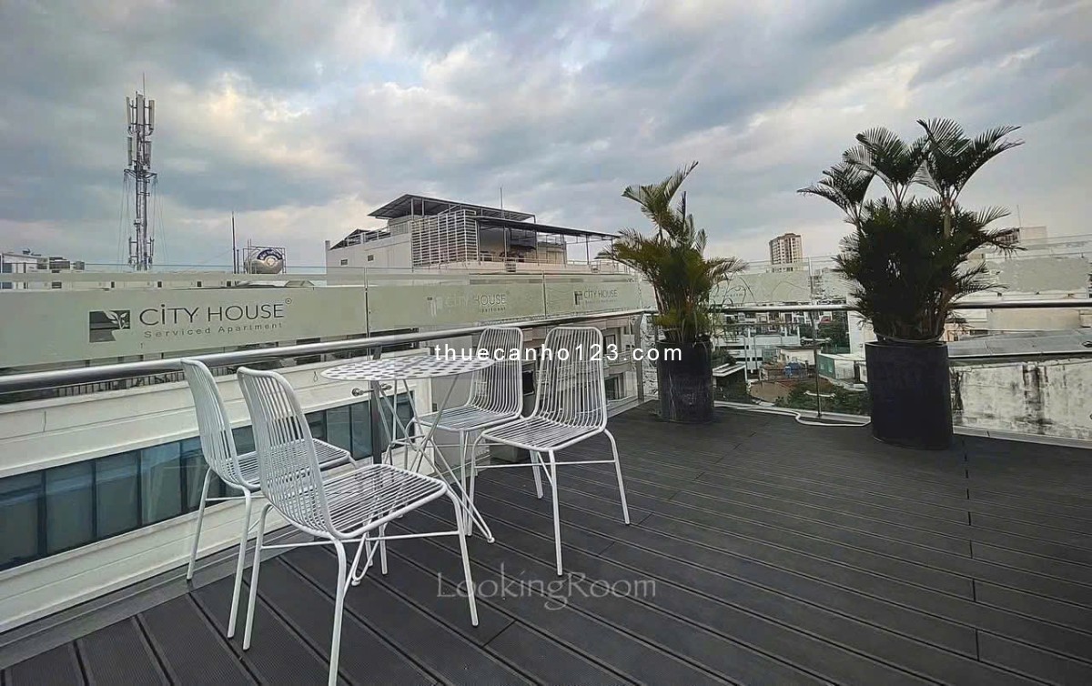 Cho thuê căn hộ ở Tân Bình 1PN ban công, gần sân bay Tân Sơn Nhất, hồ bơi, phòng gym