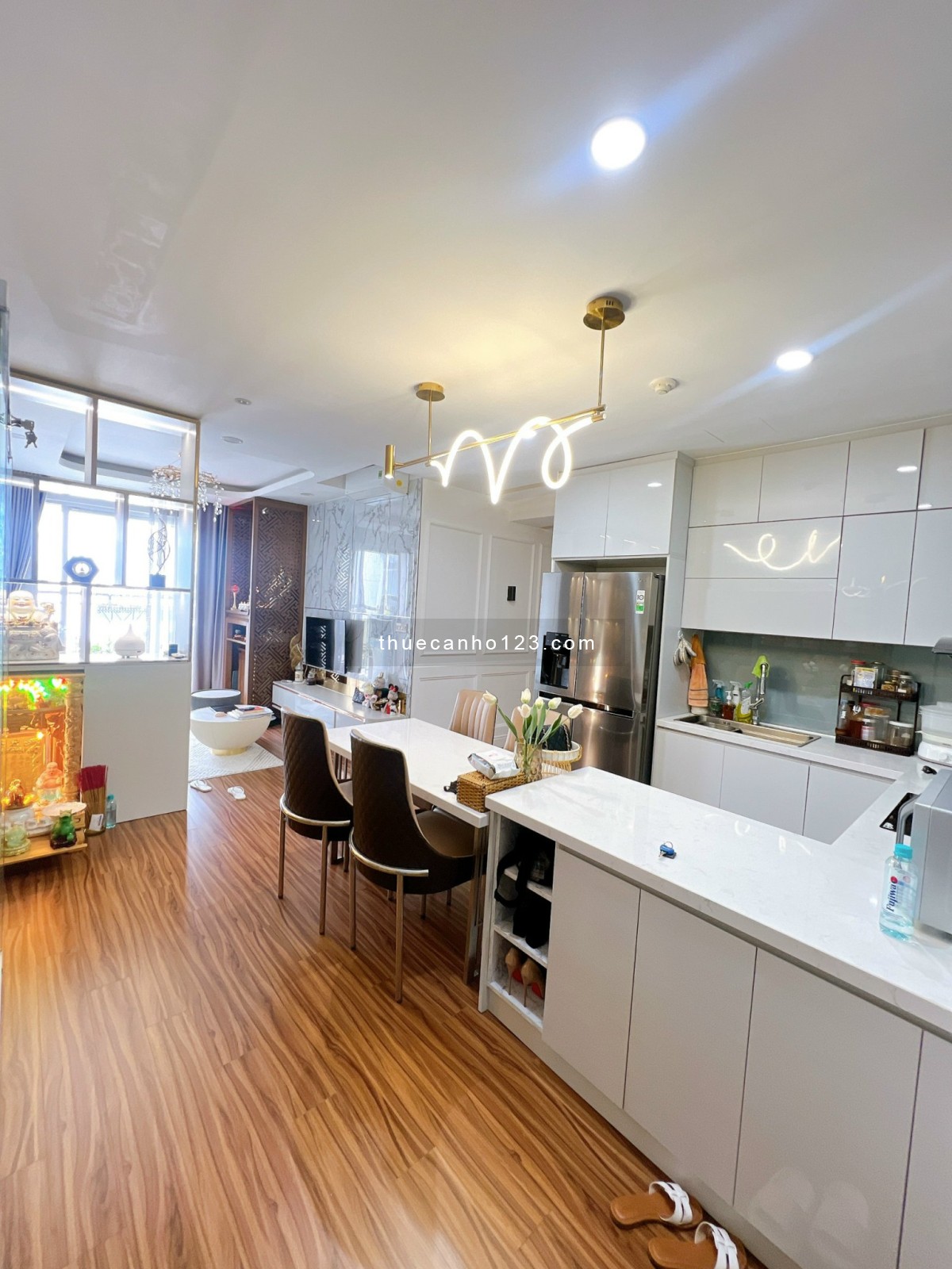 Cho thuê căn hộ Sunrise Riverside giá ưu đái