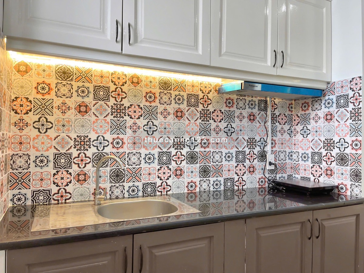 Cho thuê căn hộ 40m² đầy đủ nội thất, ở đường Võ Trần Toản, Q. Bình Thạnh – gần ngã tư Hàng Xanh