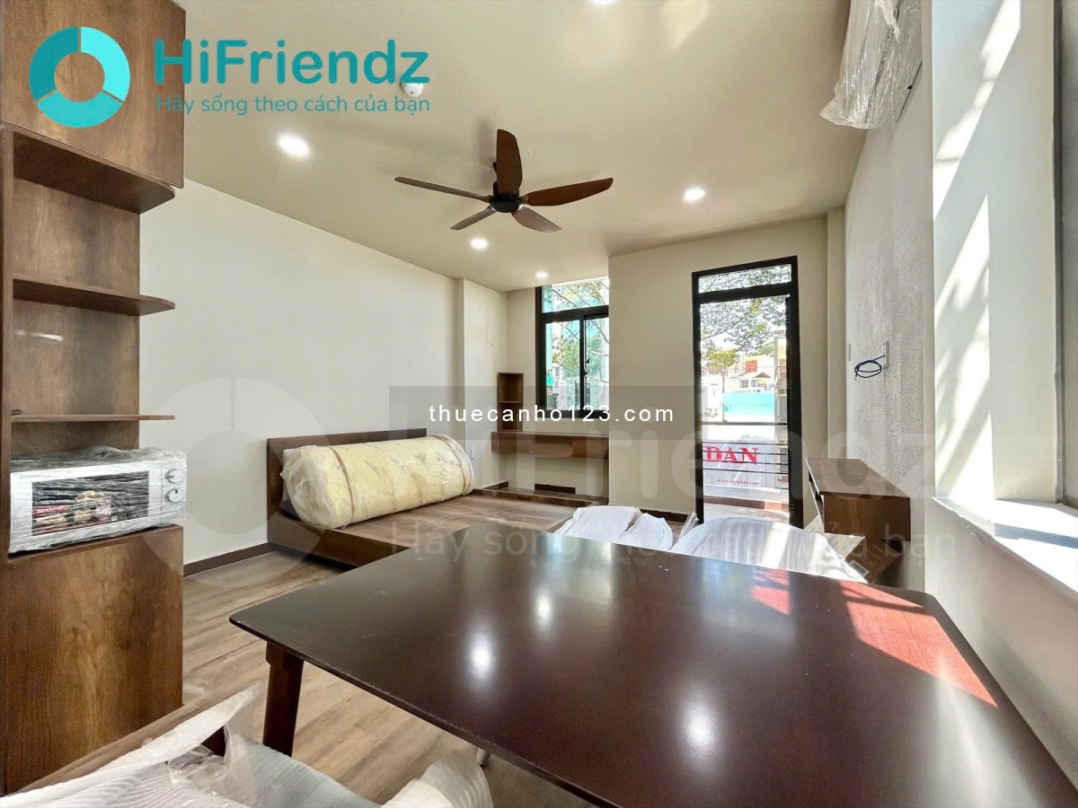 Căn hộ 1pn full nội thất balcony gần sân bay TSN Lotte Mart Tân Bình Etown nằm trong khu k300