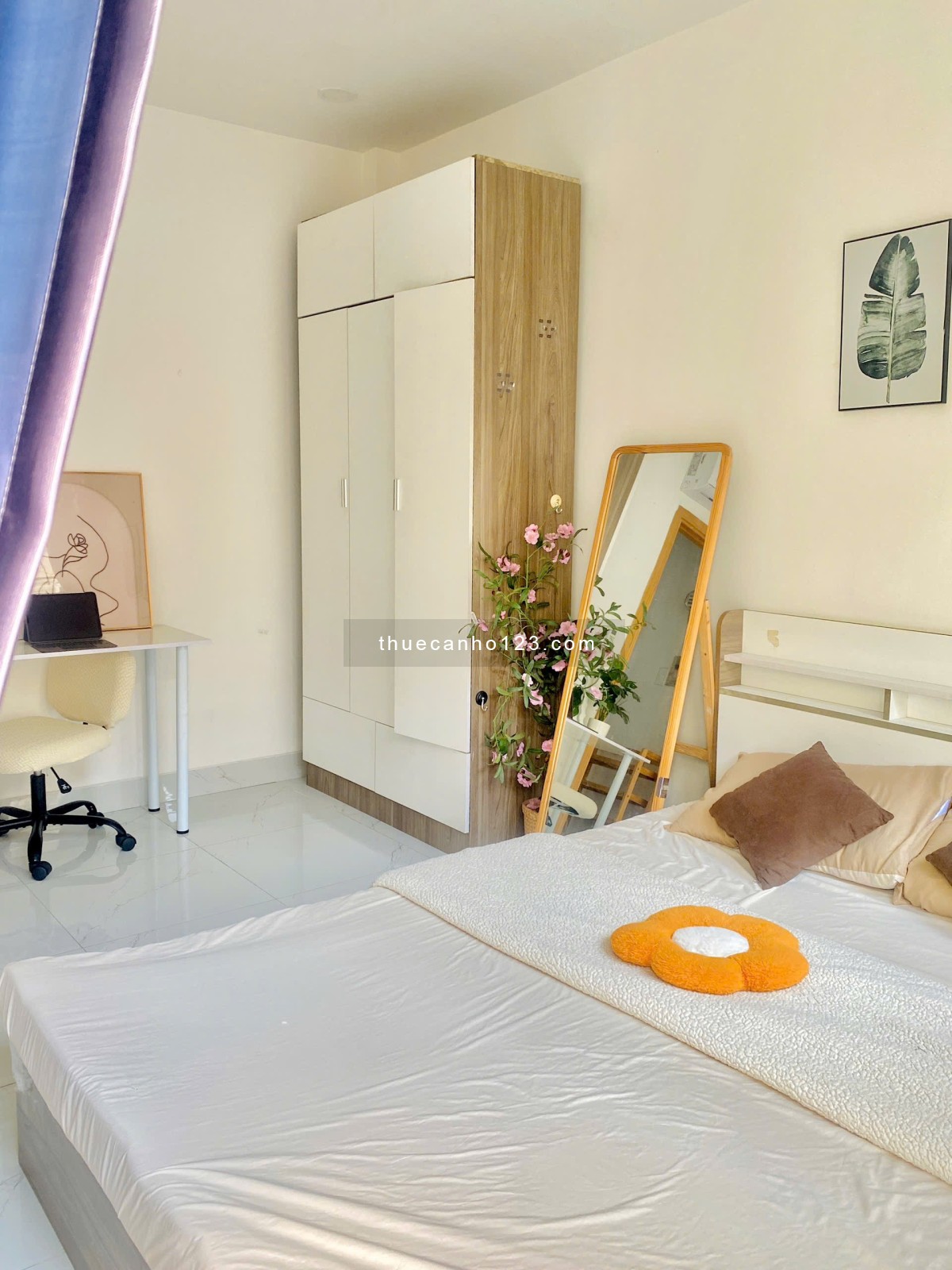 Cho thuê căn hộ 1PN Ban công Q1 gần cầu Nguyễn Văn Cừ, Nowzone, chợ Bến Thành, công an Thành Phố