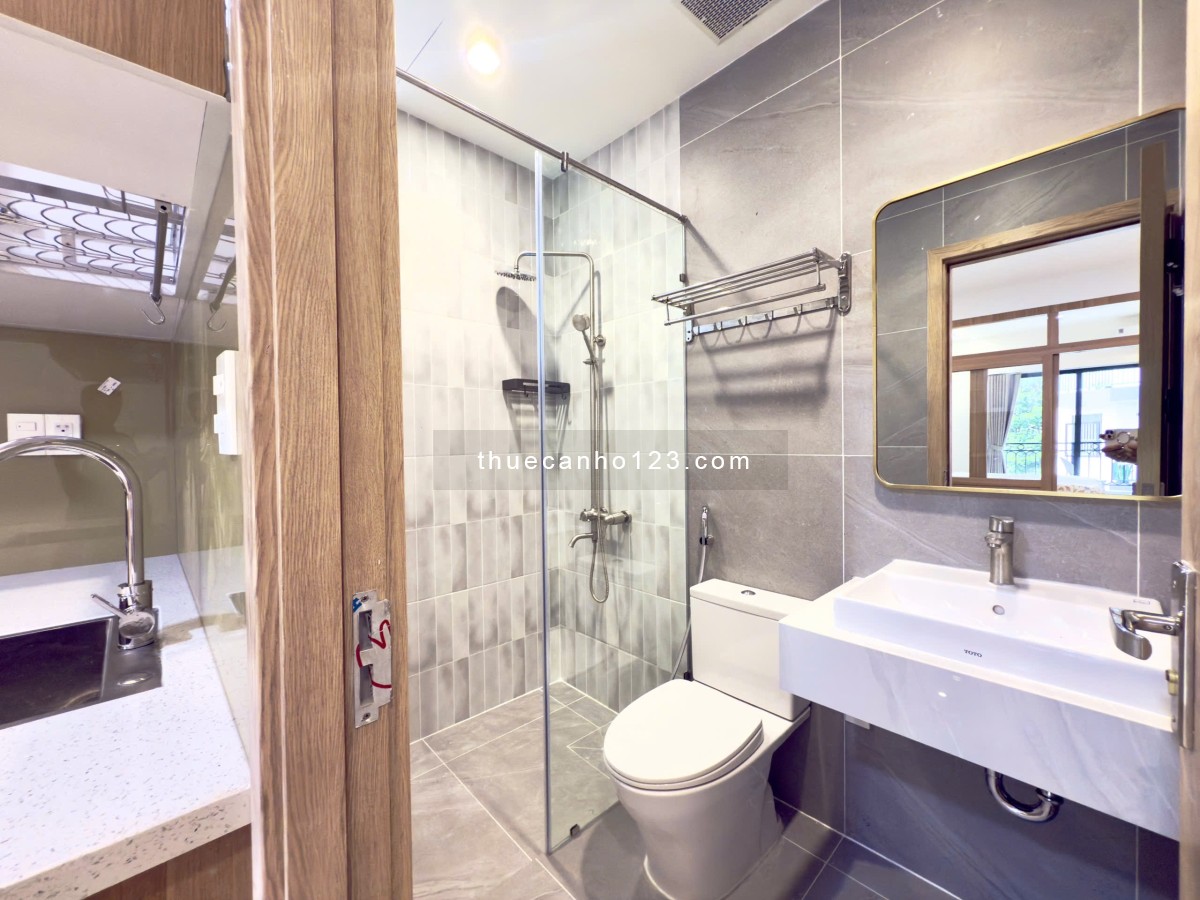 Cho thuê căn hộ cao cấp đầy đủ nội thất tại trung tâm Quận Tân Bình