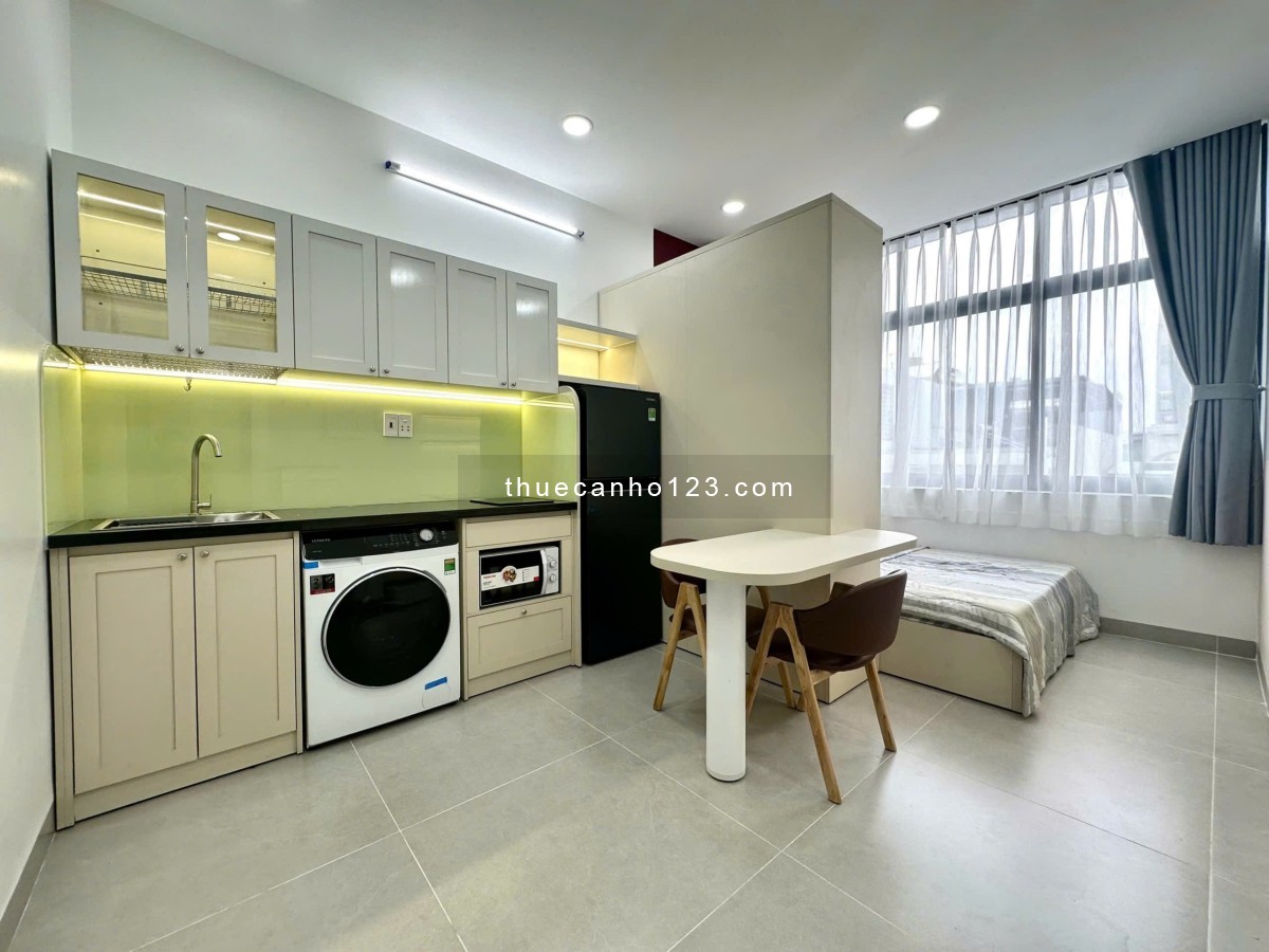 Căn Hộ Studio Tách Bếp – Cửa Sổ Trời Thoáng Sáng – Full Nội Thất, Máy Giặt Riêng – Gần Sân Bay TSN