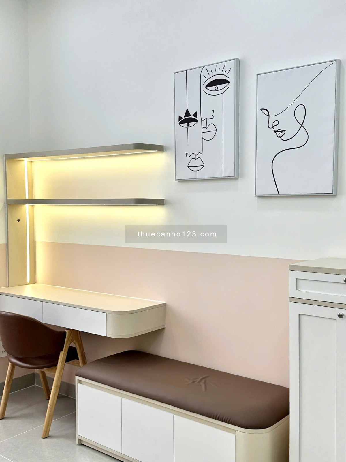 Căn Hộ Studio Tách Bếp – Cửa Sổ Trời Thoáng Sáng – Full Nội Thất, Máy Giặt Riêng – Gần Sân Bay TSN