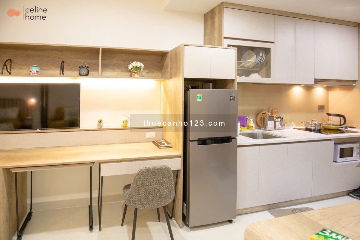 Cho thuê căn hộ cao cấp SAIGON ROYAL Bến Vân Đồn gần Quận 1 full nội thất liên hệ: 0944567728