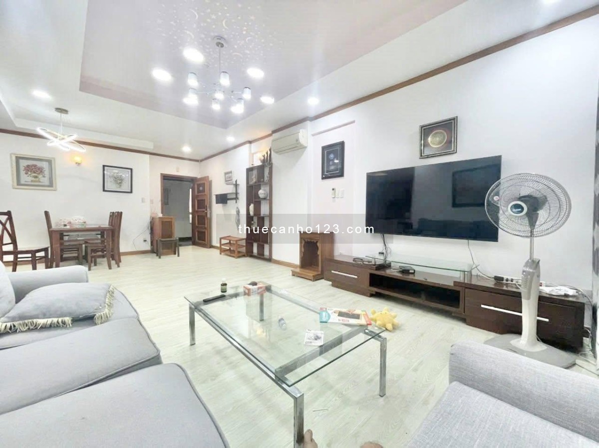 Chung cư Ruby, P15 - Tân Bình căn 79m2 - 2p ngủ, nội thất giá 9,5tr