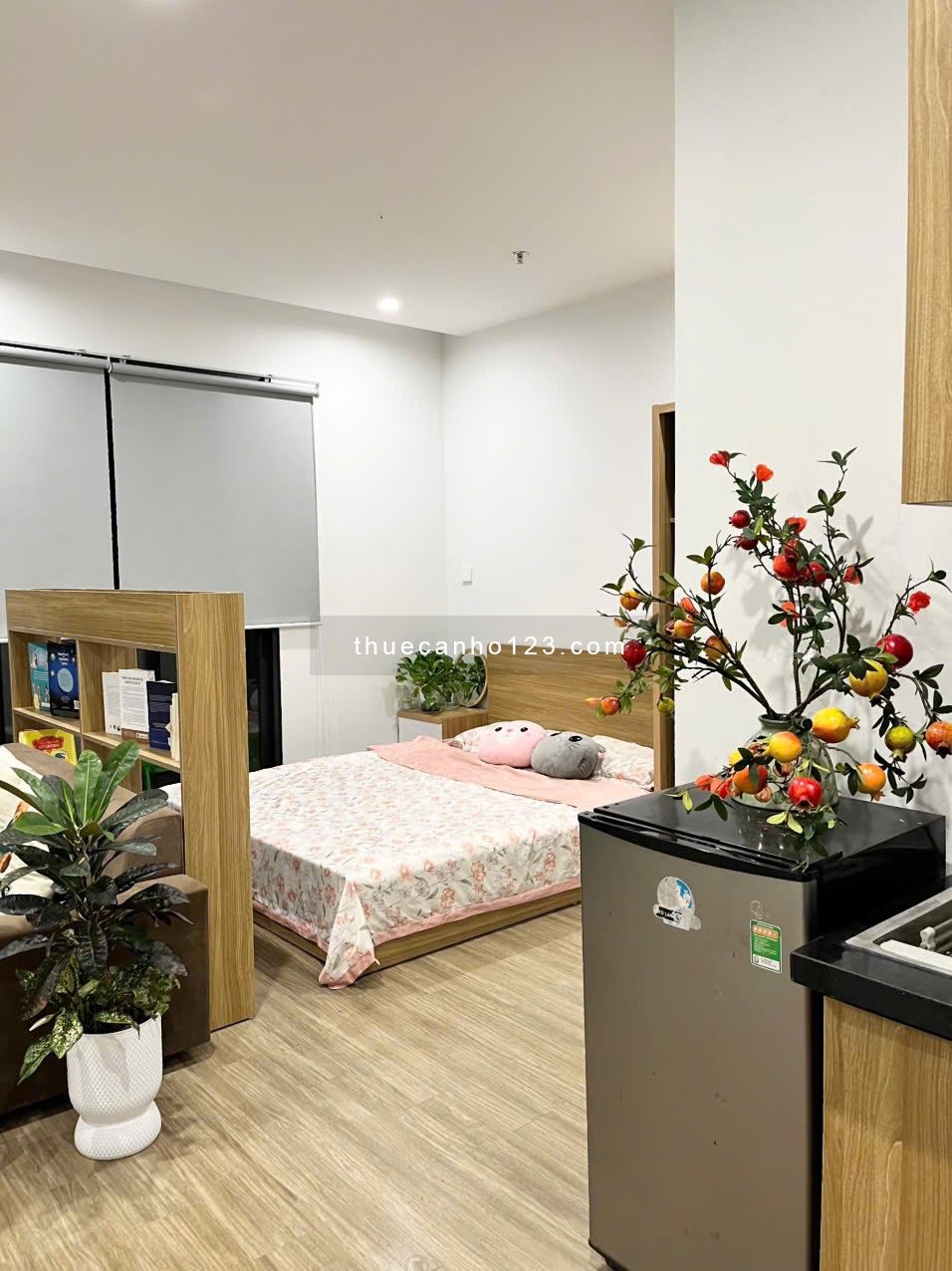 Cho thuê studio đẹp – Có ban công, full nội thất – Pavilion