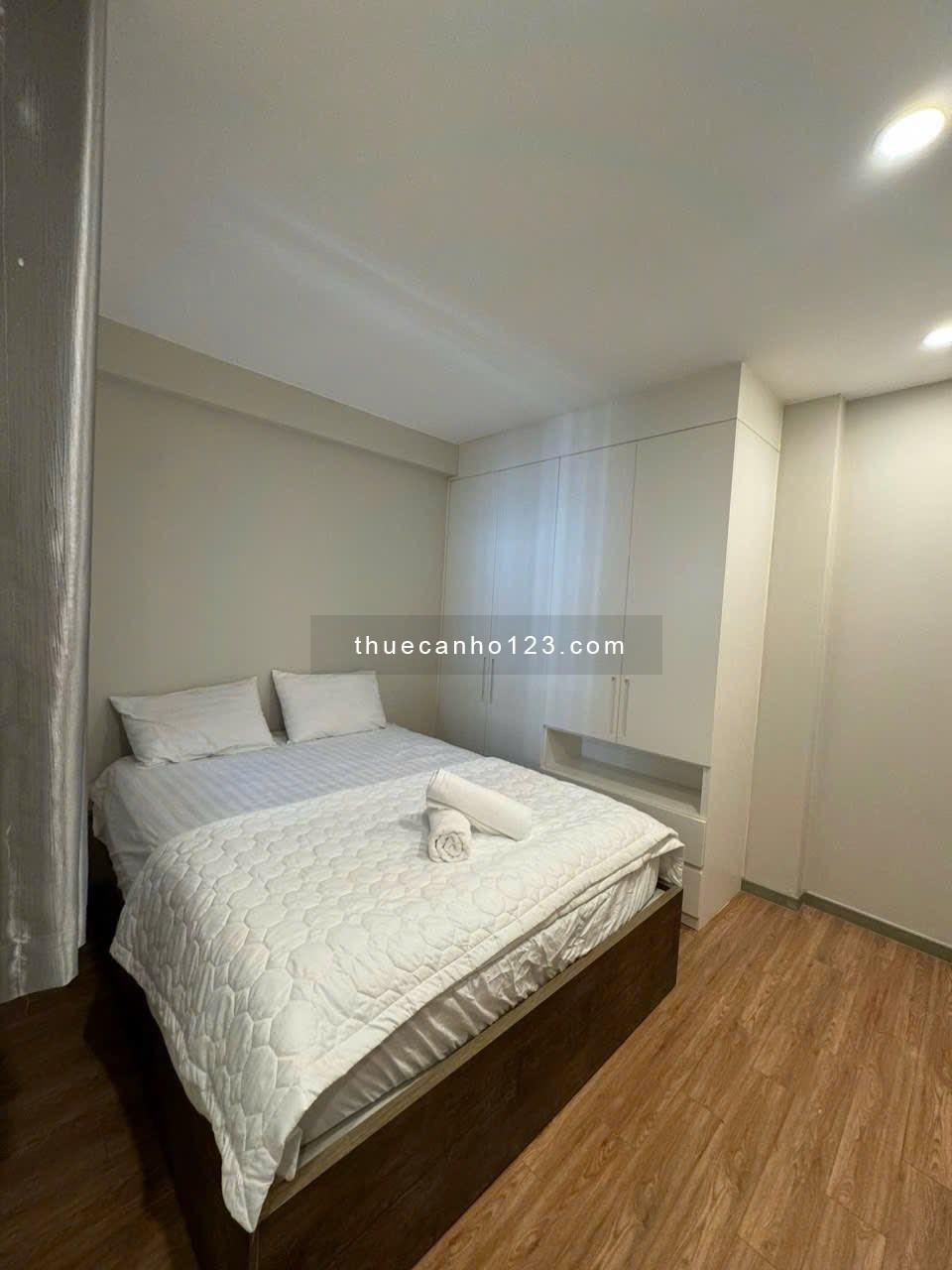 Cho thuê căn hộ Millennium Full đồ, 3PN, 2WC, nhà đẹp view thoáng mát