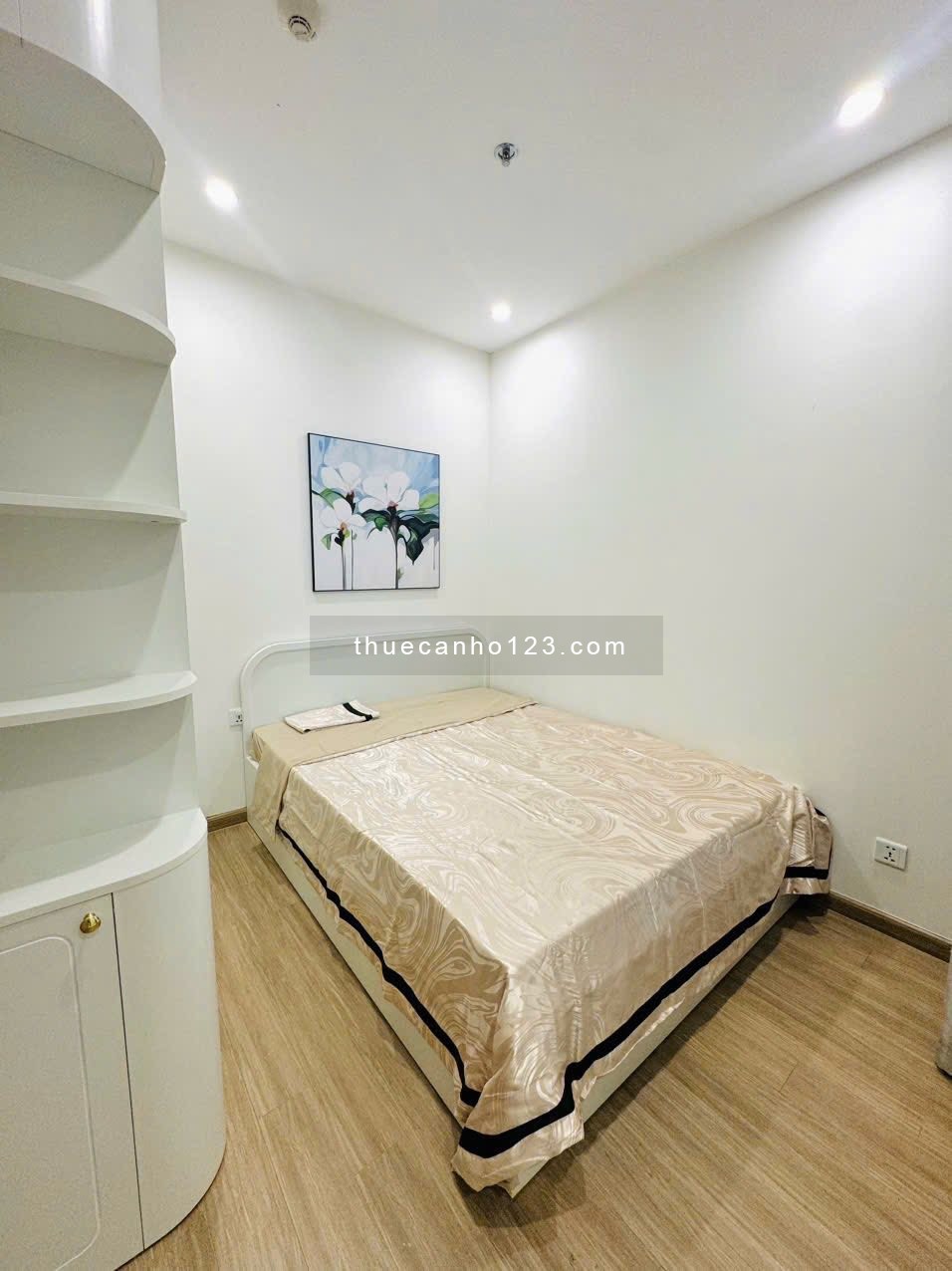 Cho thuê căn hộ 2 ngủ 1WC – Vinhomes Ocean Park