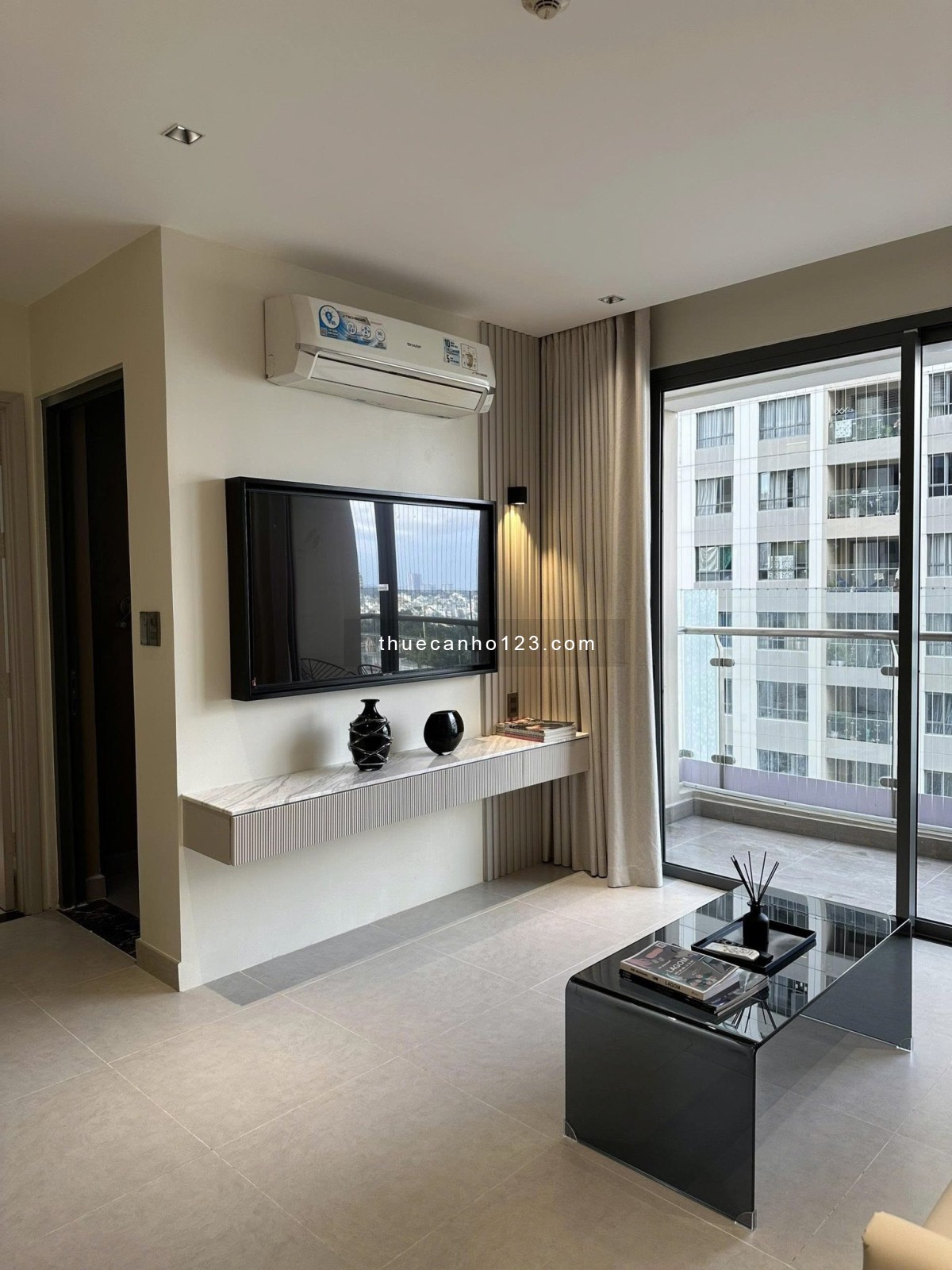 Cho thuê căn hộ The Gold View 94m² | Layout: 2PN, 2WC | 27 triệu/tháng