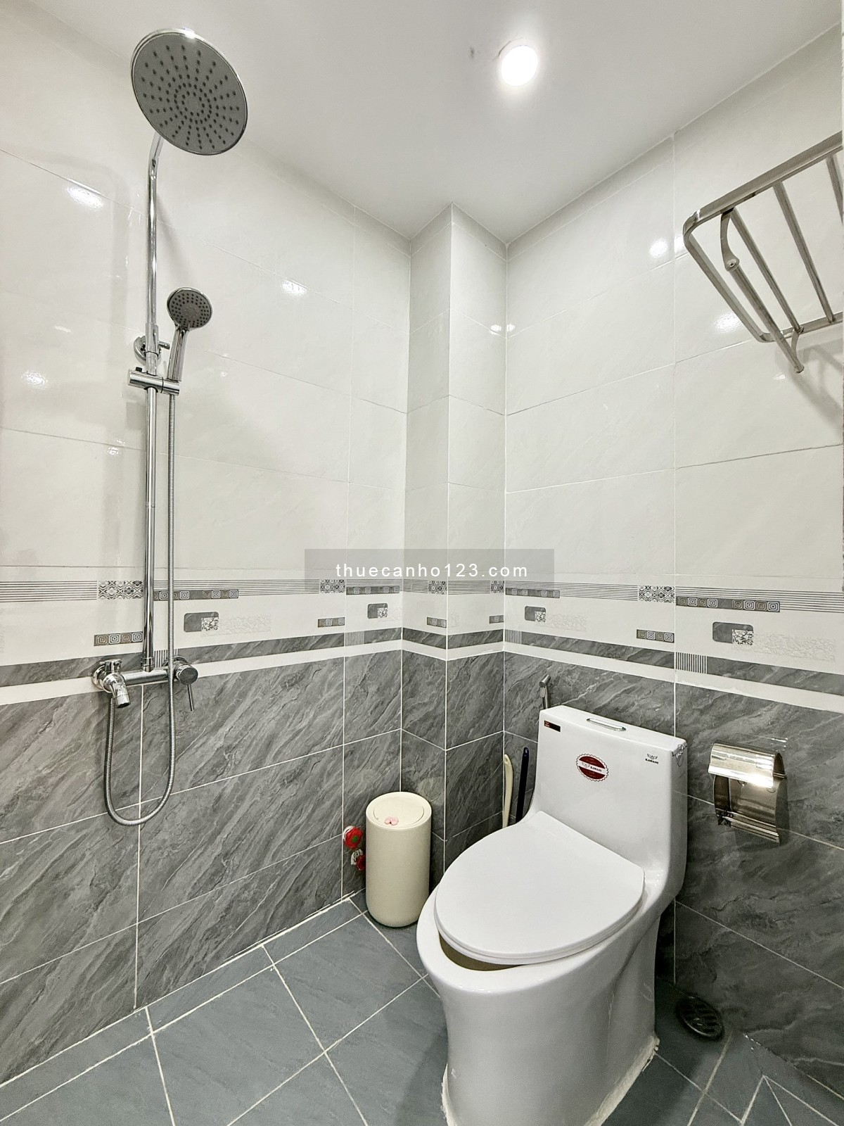 Cho thuê căn 1PN, 1PK Q8, gần chợ Xóm Củi, cầu Chà Và, cầu Nguyễn Tri Phương, cầu Chánh Hưng,....