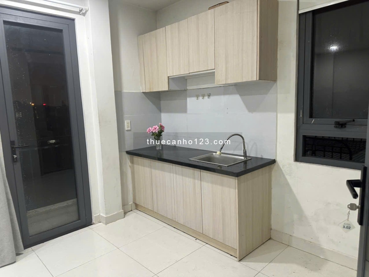 Cho thuê CHDV có ban công Khu Tanimex - 215Tô Ký - từ 3,85 tr/th ( gần ĐH Huflit, PM Quang Trung )