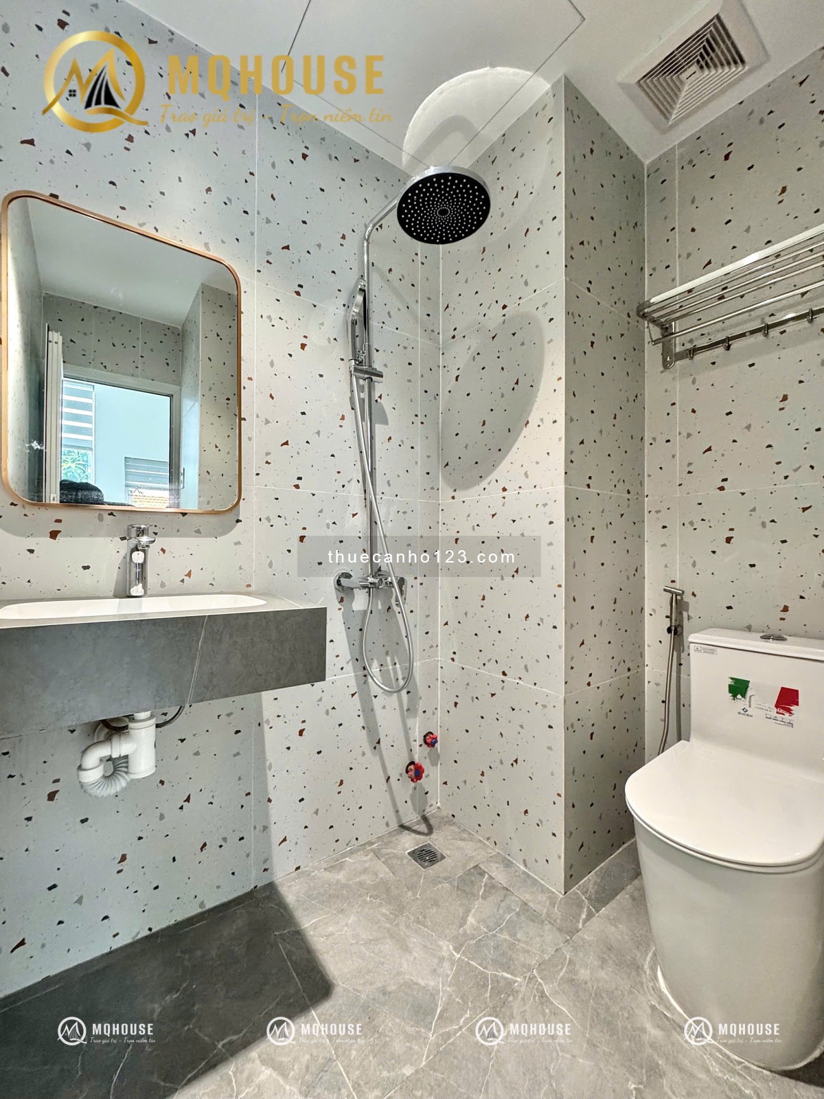 CHO THUÊ CĂN HỘ MINI STUDIO BAN CÔNG FULL NỘI THẤT ĐẸP GẦN ETOWN CỘNG HÒA