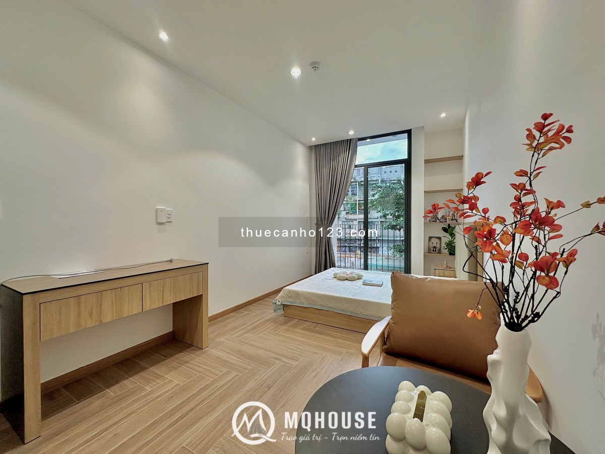 KHAI TRƯƠNG CĂN HỘ BAN CÔNG NỘI THẤT GỖ CAO CẤP GIẶT SẤY RIÊNG NGAY KHU K300 - LOTTE MART CỘNG HÒA