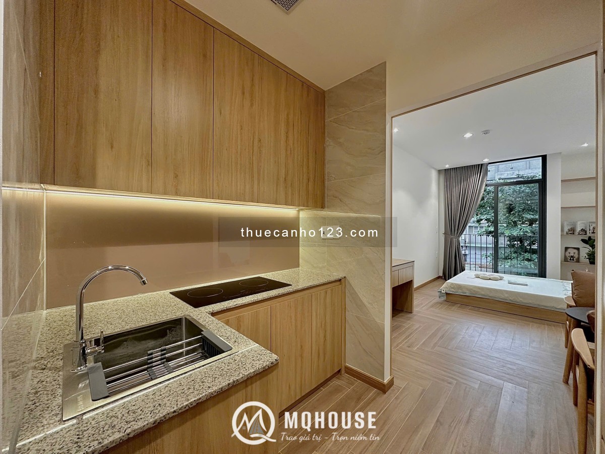 KHAI TRƯƠNG CĂN HỘ BAN CÔNG NỘI THẤT GỖ CAO CẤP GIẶT SẤY RIÊNG NGAY KHU K300 - LOTTE MART CỘNG HÒA